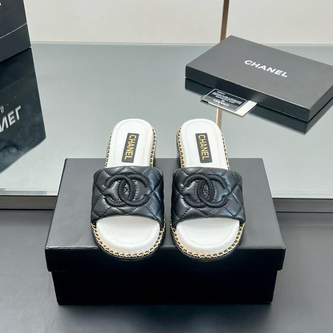 UA Chanel mules