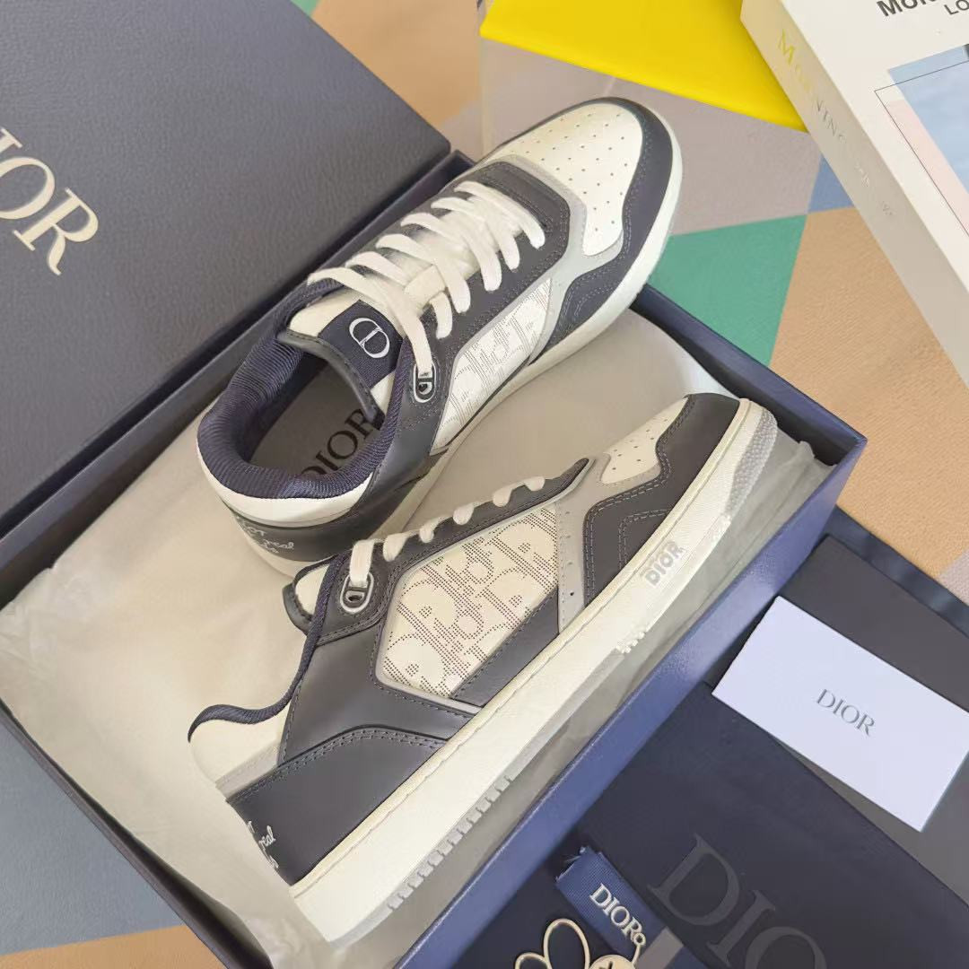 UA Dior B27 Sneaker