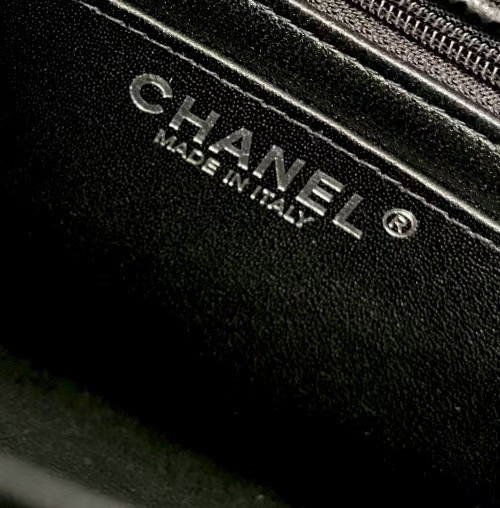 Chanel Mini Flap Bag Black 12x20x6cm