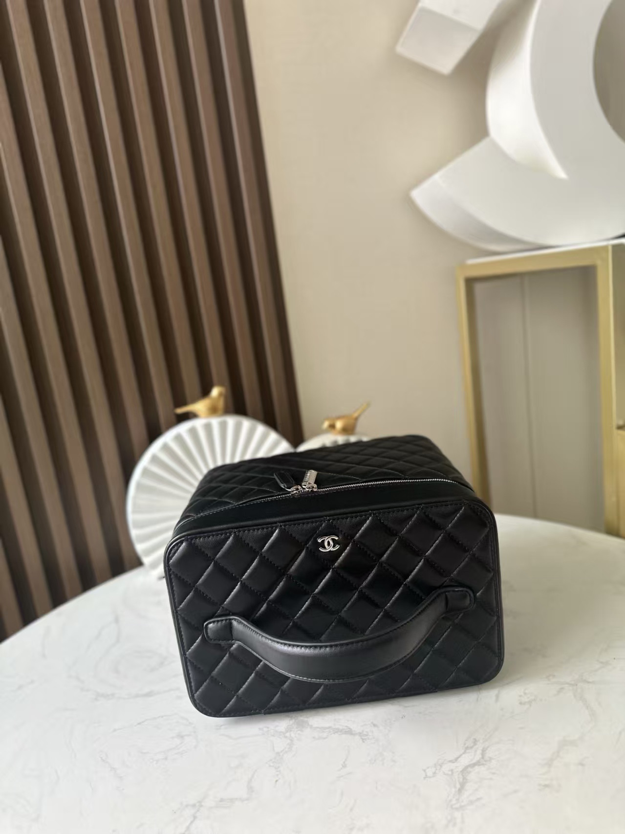 Chanel Quilted Vanity Case Bags 25x16x18cm