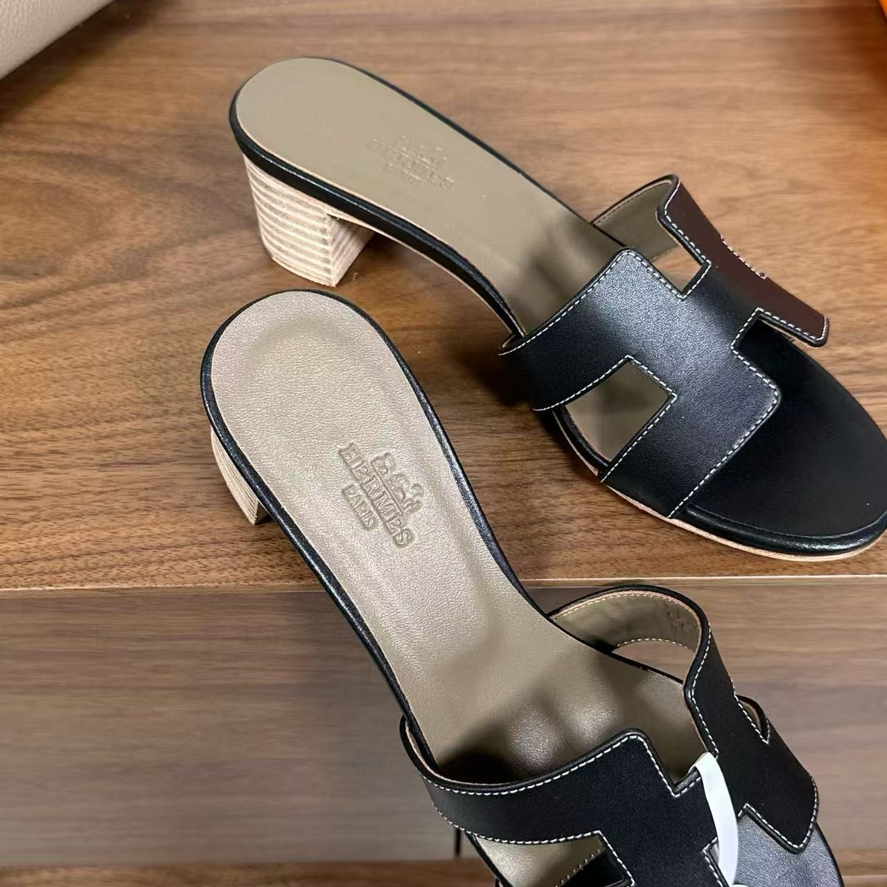 UA Hermès Oasis Sandal