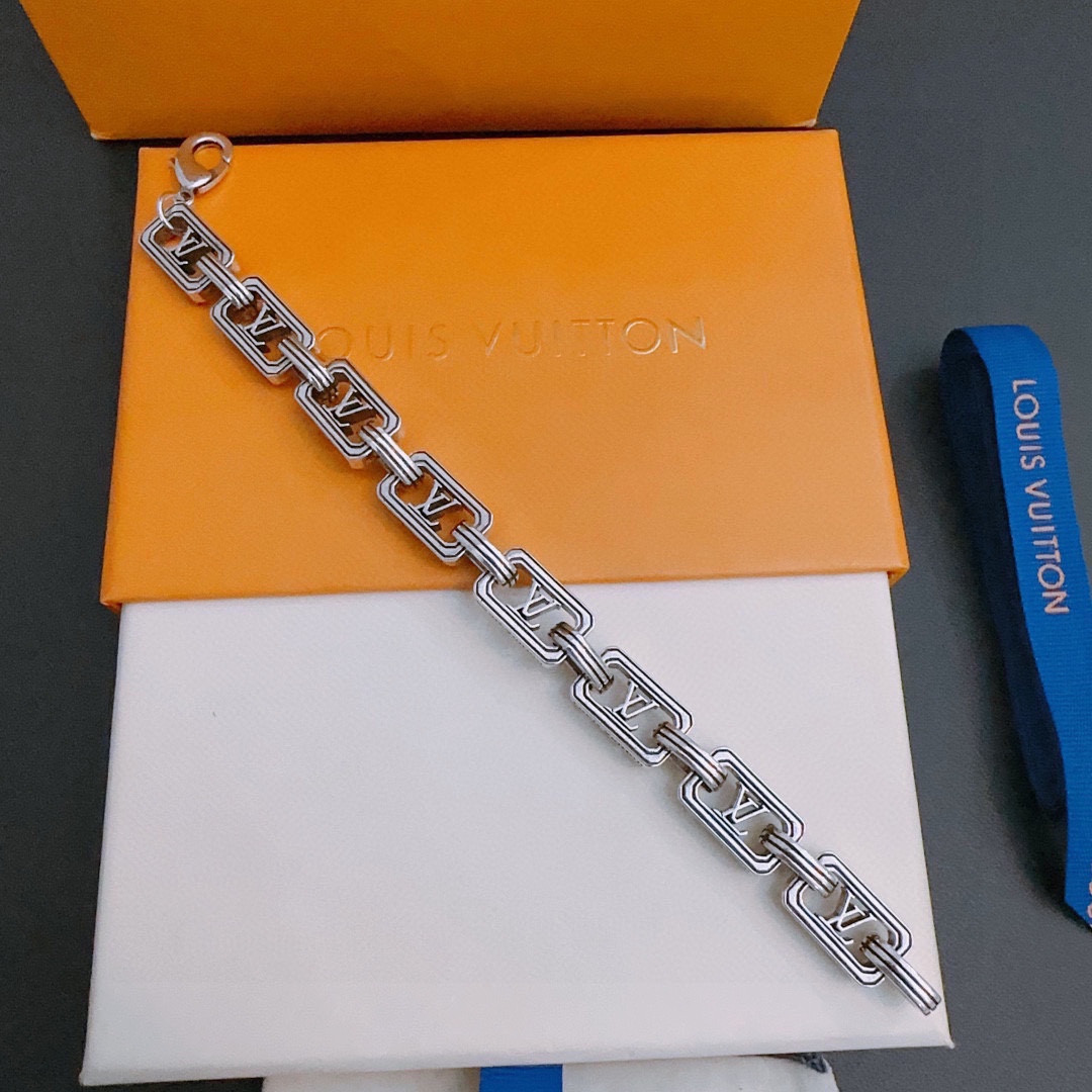 Louis Vuitton Bracelet