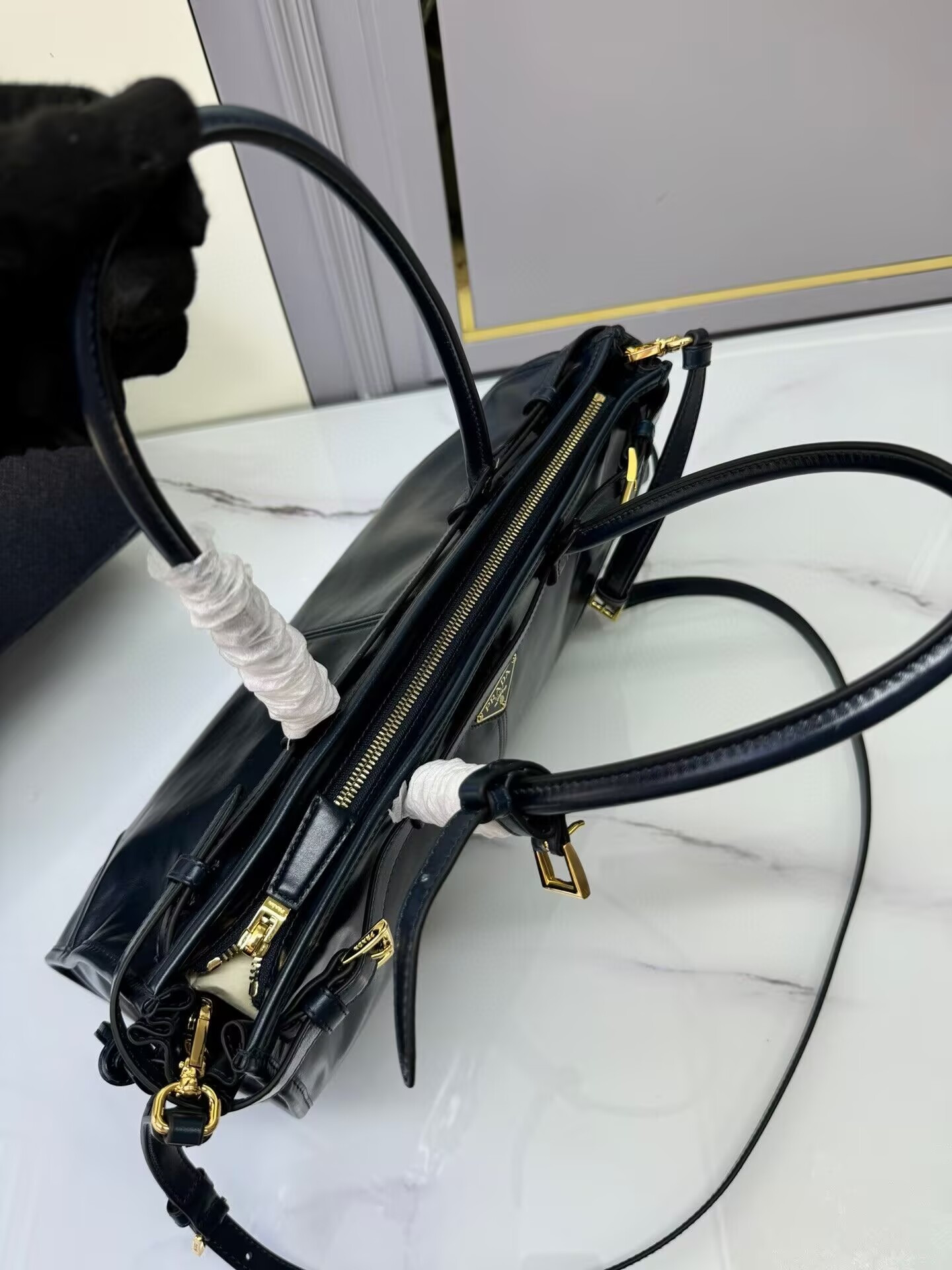 Prada Bonnie large leather handbag in Gray-blue 24x38x12cm