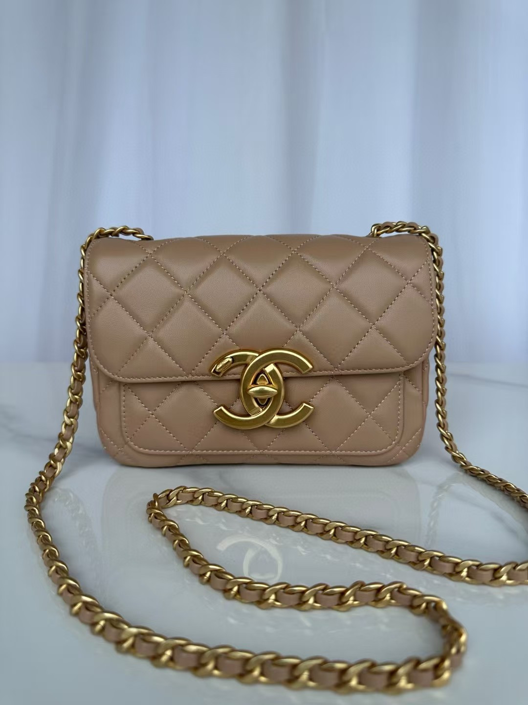 Chanel Maxi CC Flap Bag 20x8x11cm