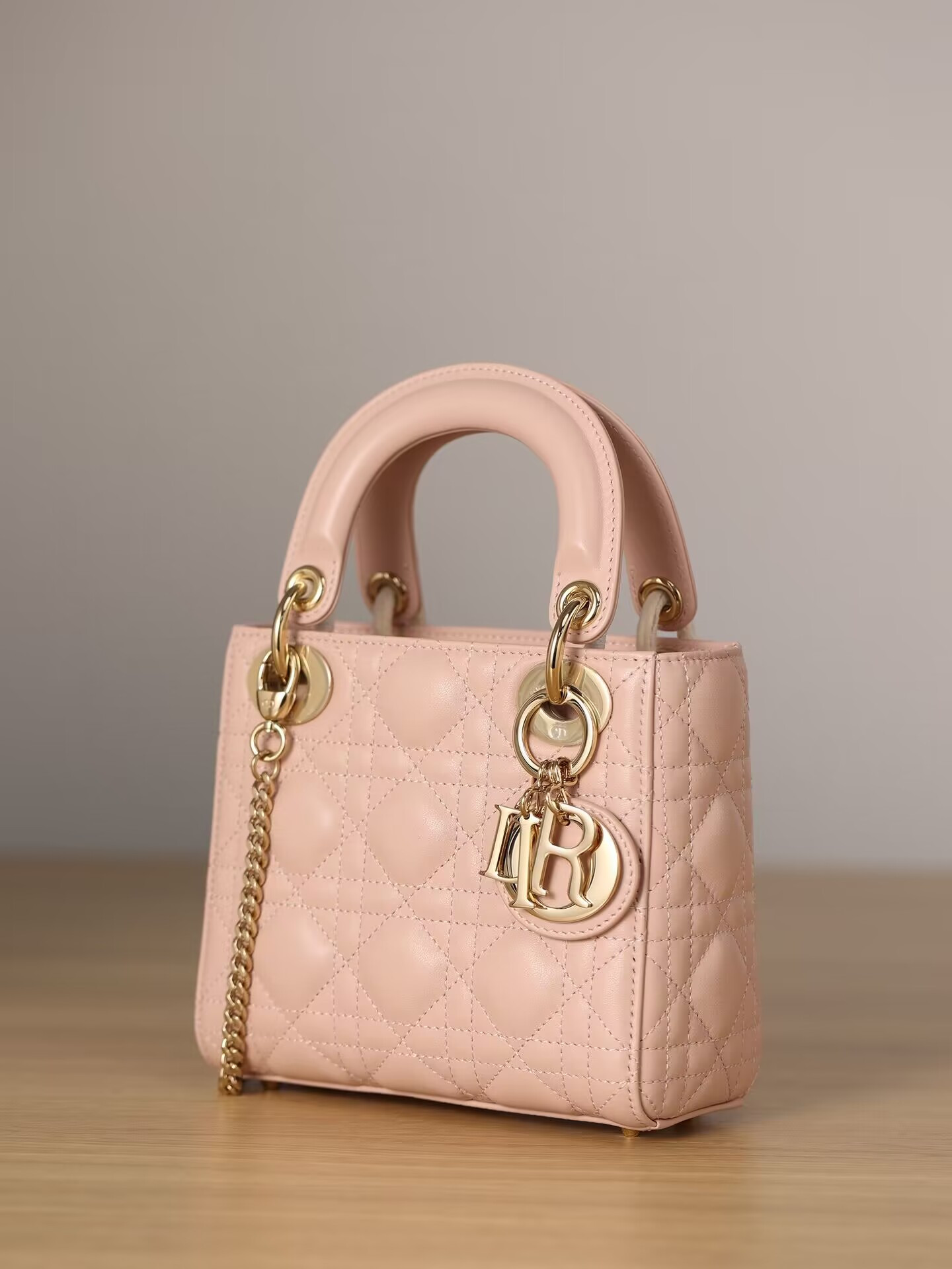 Dior Classic Lady 17×7×15cm