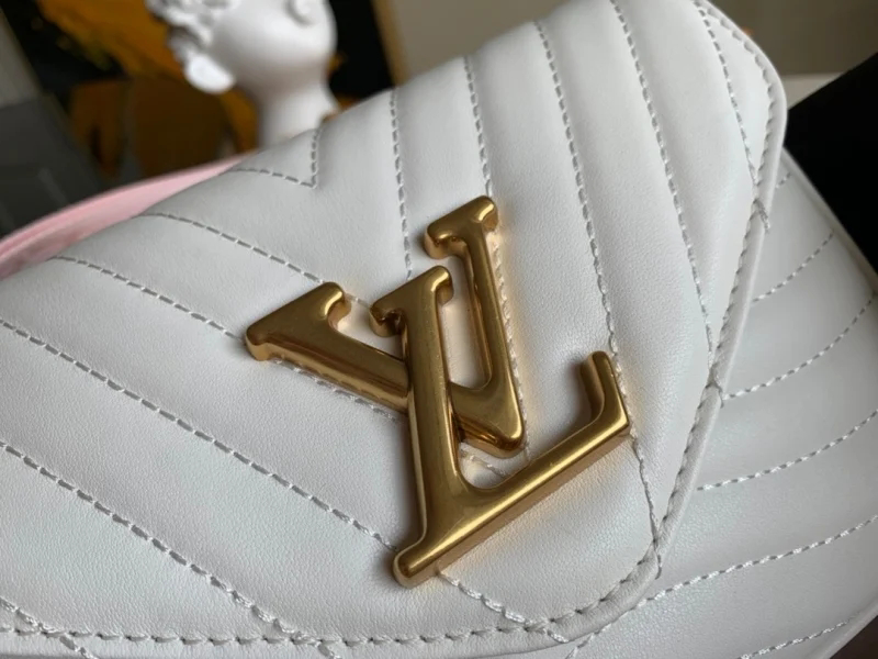 LOUIS VUITTON NEW WAVE MULTI-POCHETTE M56466