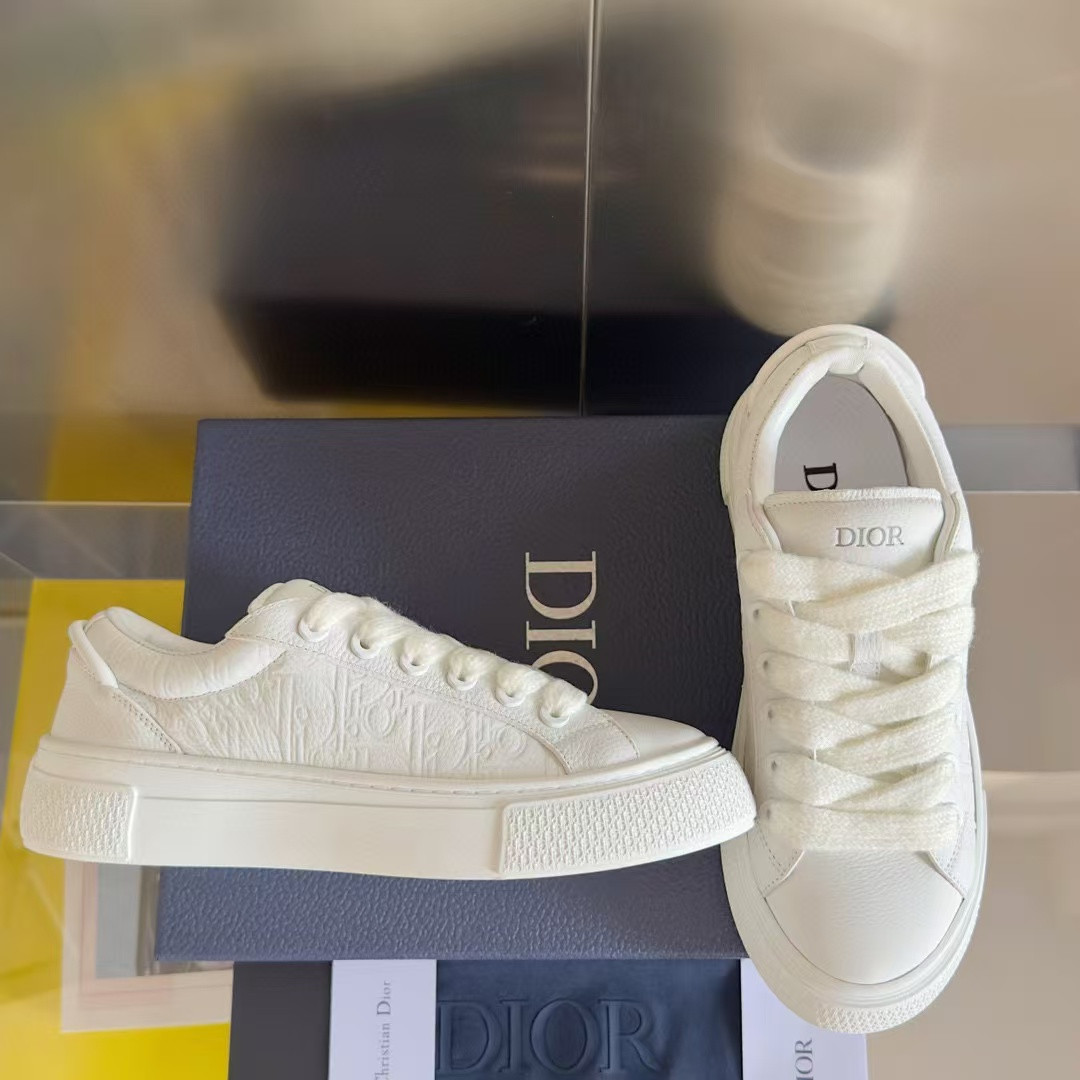 UA Dior B33 Sneaker