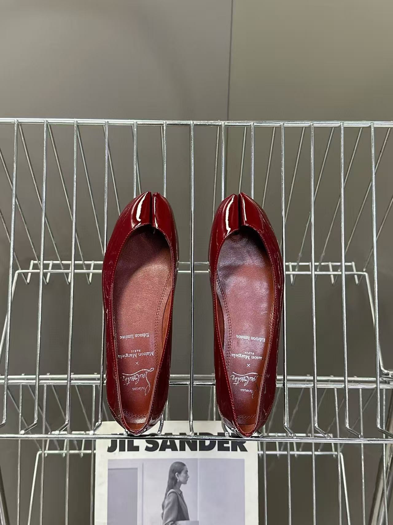 UA Christian Louboutin Marlougiela Ballerinas Patent calf leather