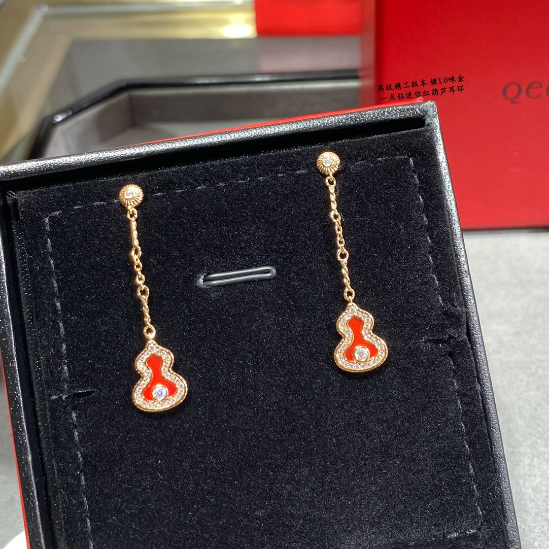 Qeelin Mini Diamond Red Gourd Earrings