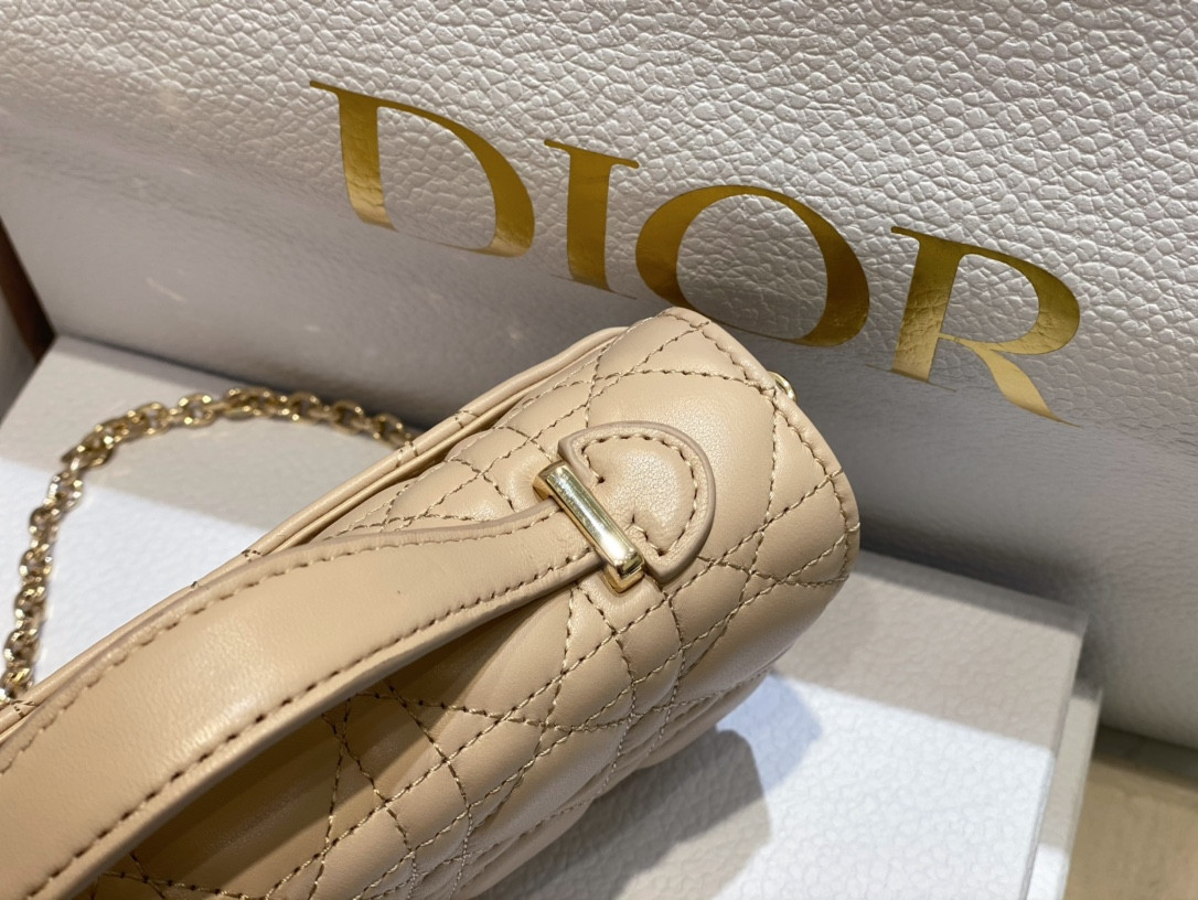 MISS DIOR Mini Handbag Beige Cannage Woven Pattern Lambskin S0980ONMJ-M116 21 x 11.5 x 4.5 cm