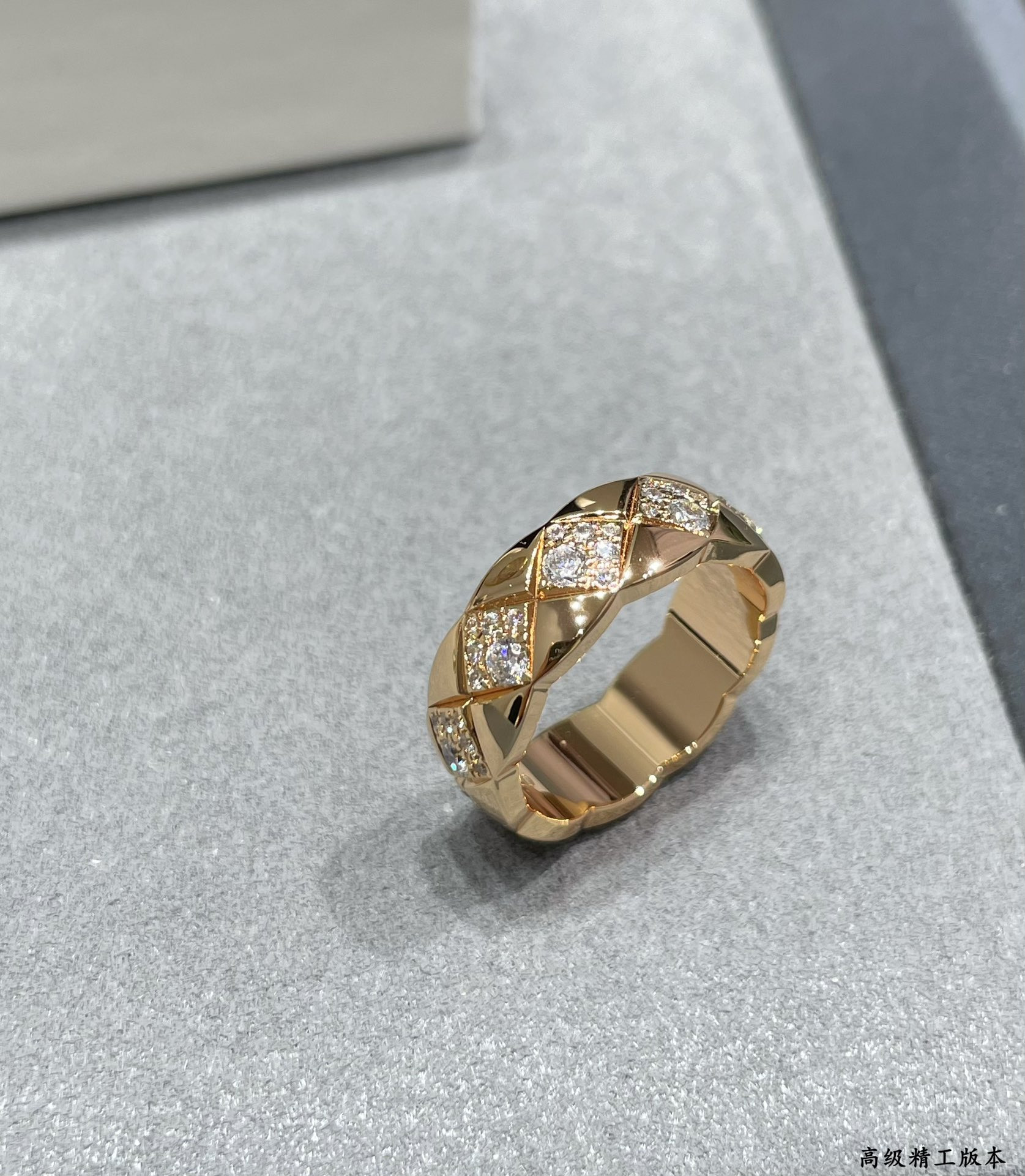 Chanel Wide diamond square Ring