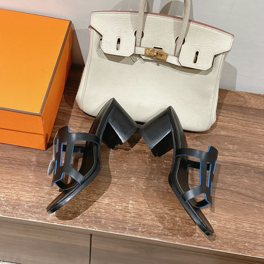 UA Hermes Izzy 60 Sandals