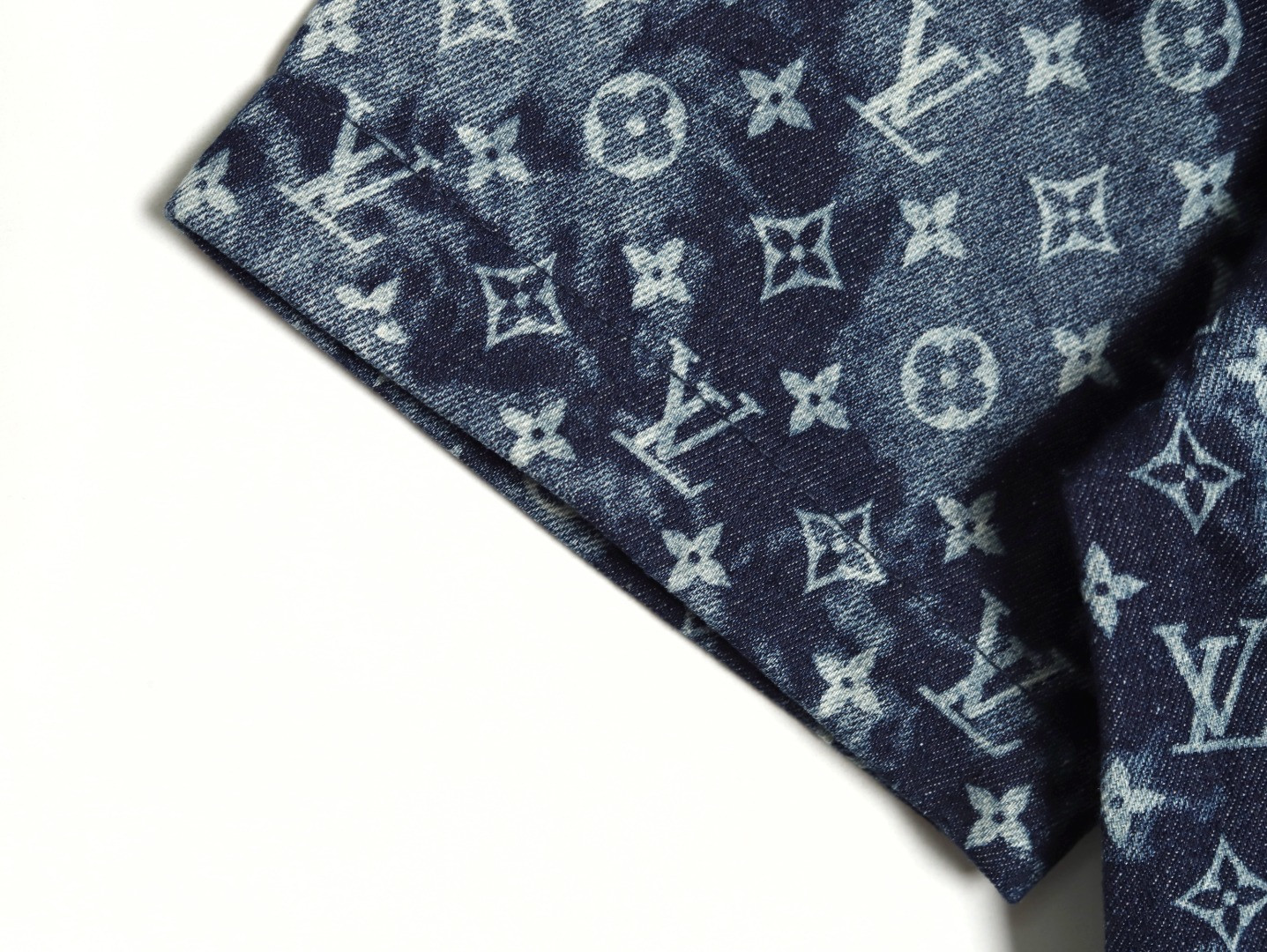 Louis Vuitton LV Short-sleeved Shirts