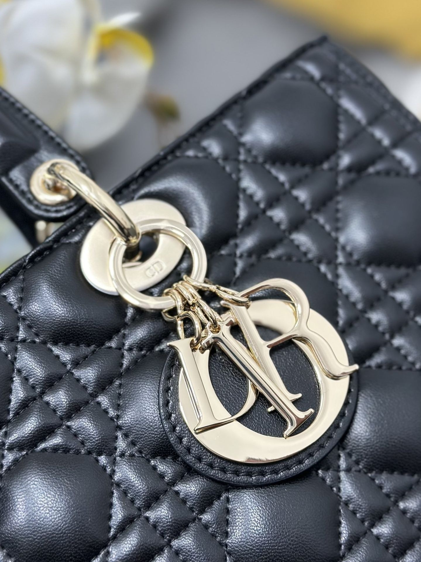 Dior Lady Bag 32 x 25 x 11cm