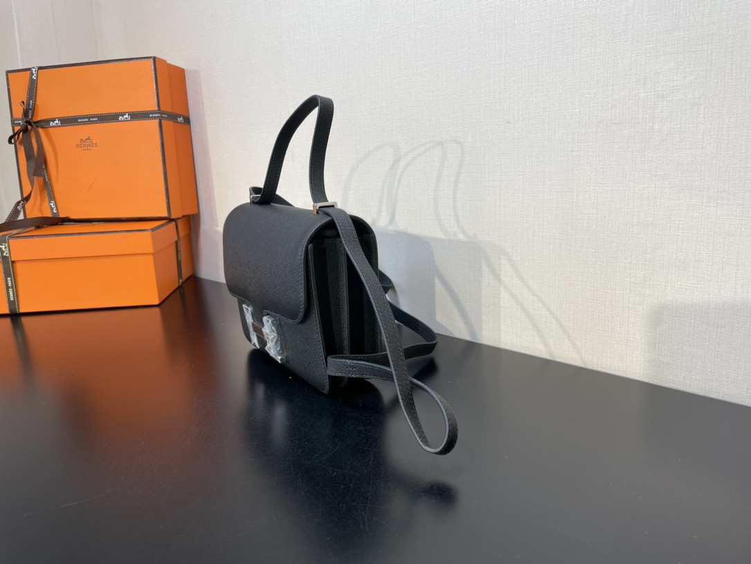 Hermes Constance 24 Black Epsom 9.4"x5.9"x3"
