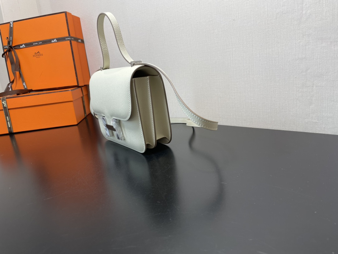 Hermes Constance 24 White Epsom leather silver hardware 9.4"x5.9"x3"