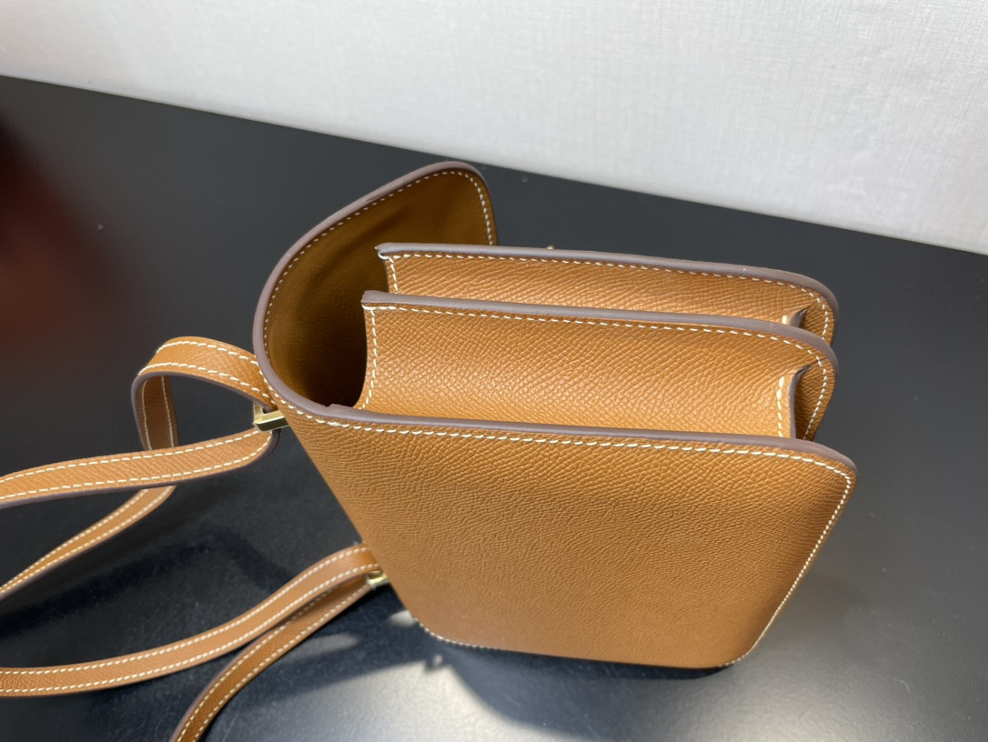 Hermes Constance 24 Epsom leather gold hardware 9.4"x5.9"x3"
