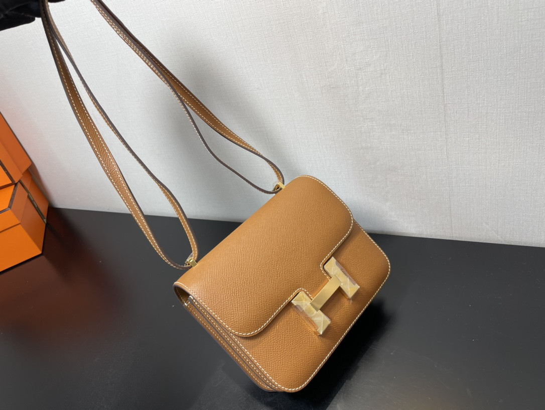 Hermes Constance 24 Epsom leather gold hardware 9.4"x5.9"x3"