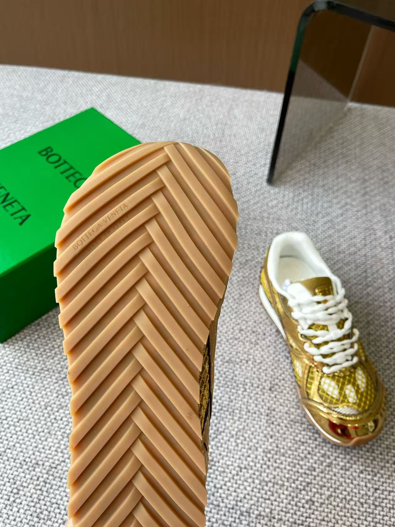 UA Bottega Veneta Orbit Sneaker