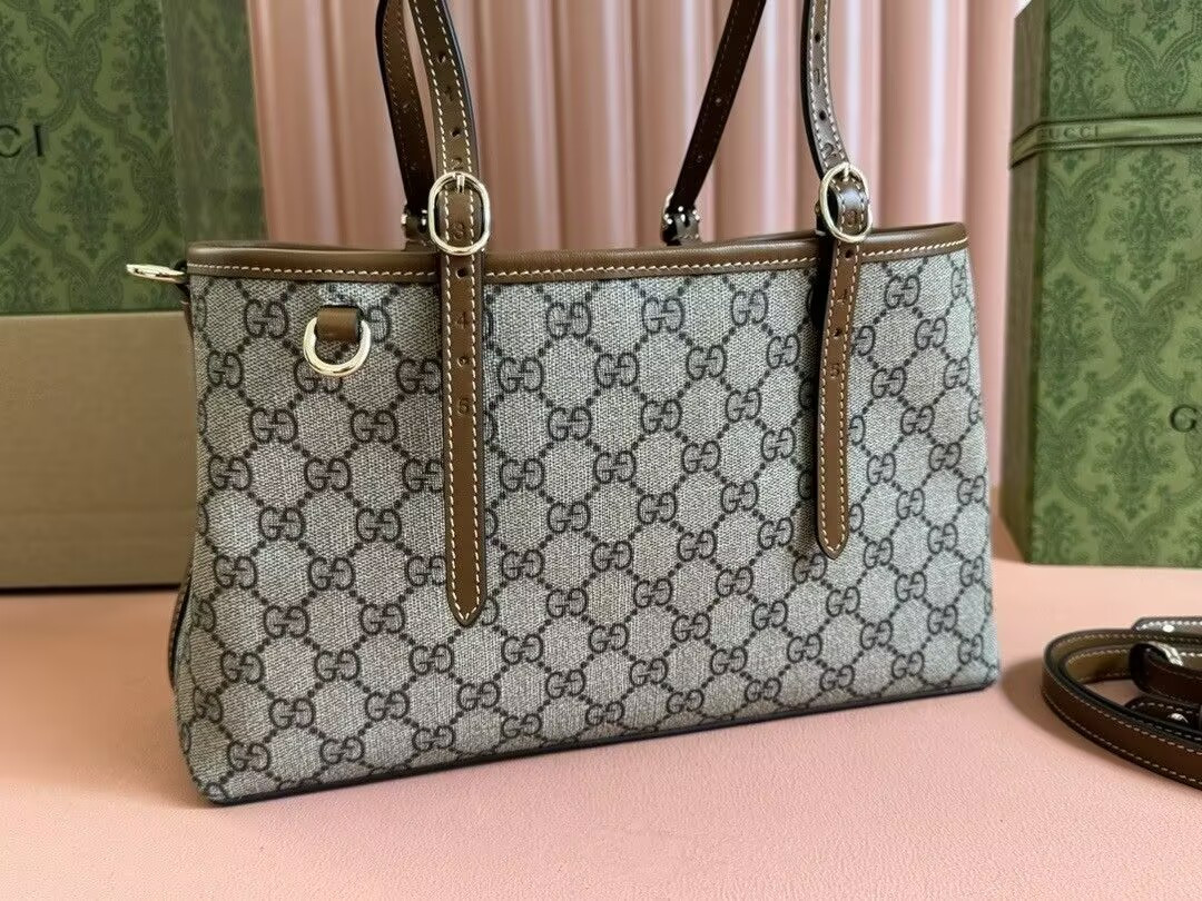 Gucci GG Emblem Tote Bag 31x18.5x11.5cm