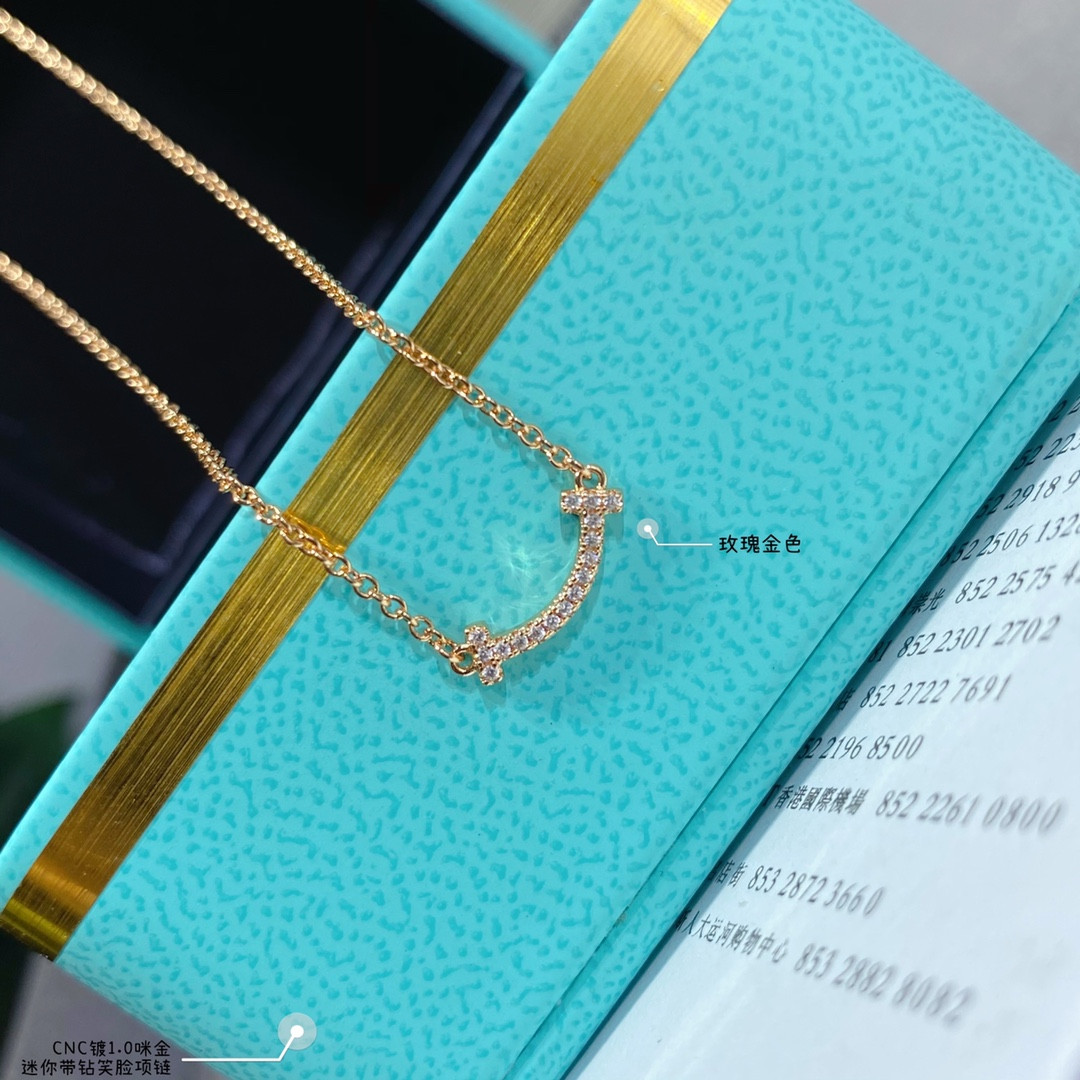 Tiffany & Co. Mini Smile With diamond Necklace