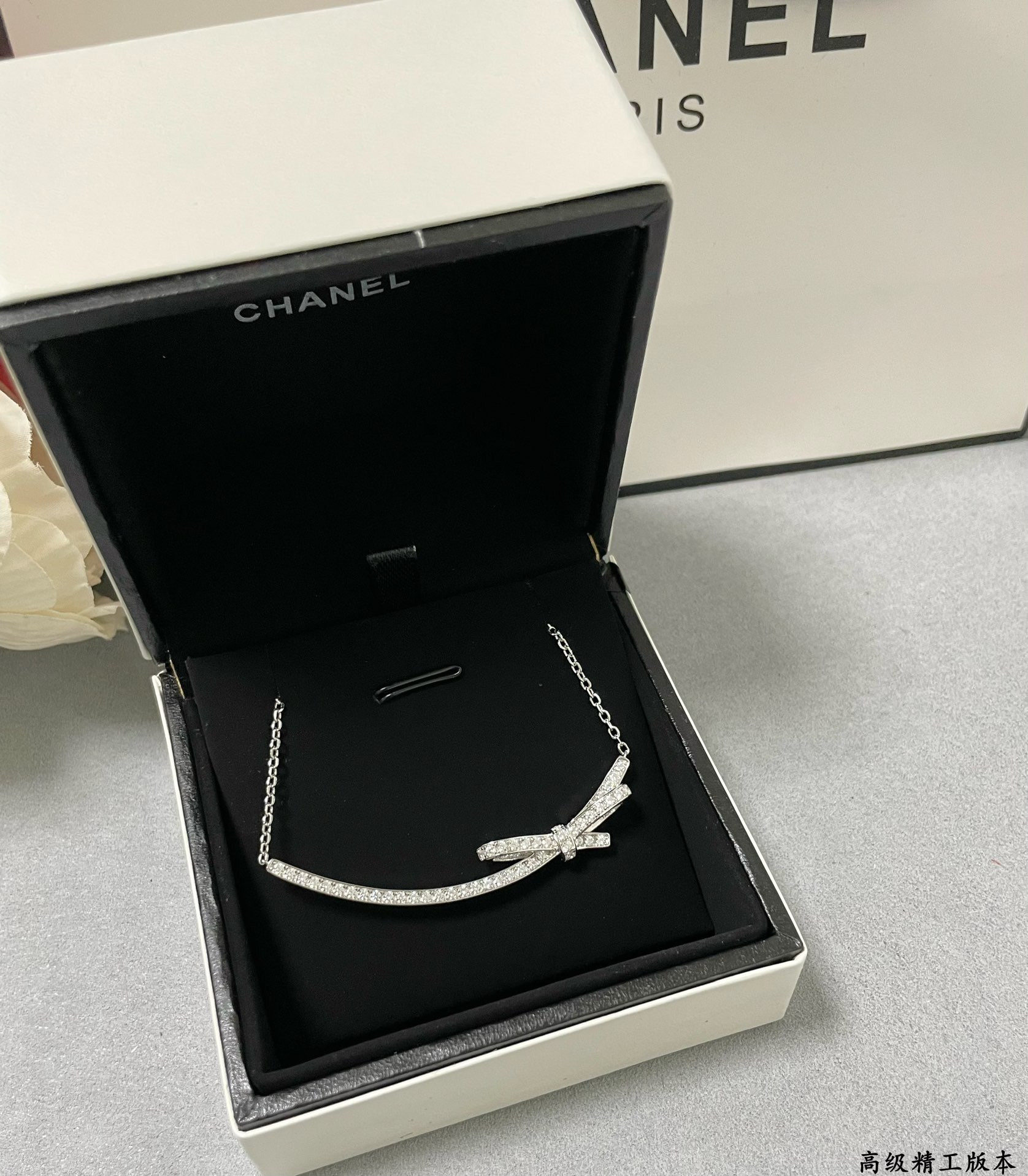 Chanel bow tie Necklace