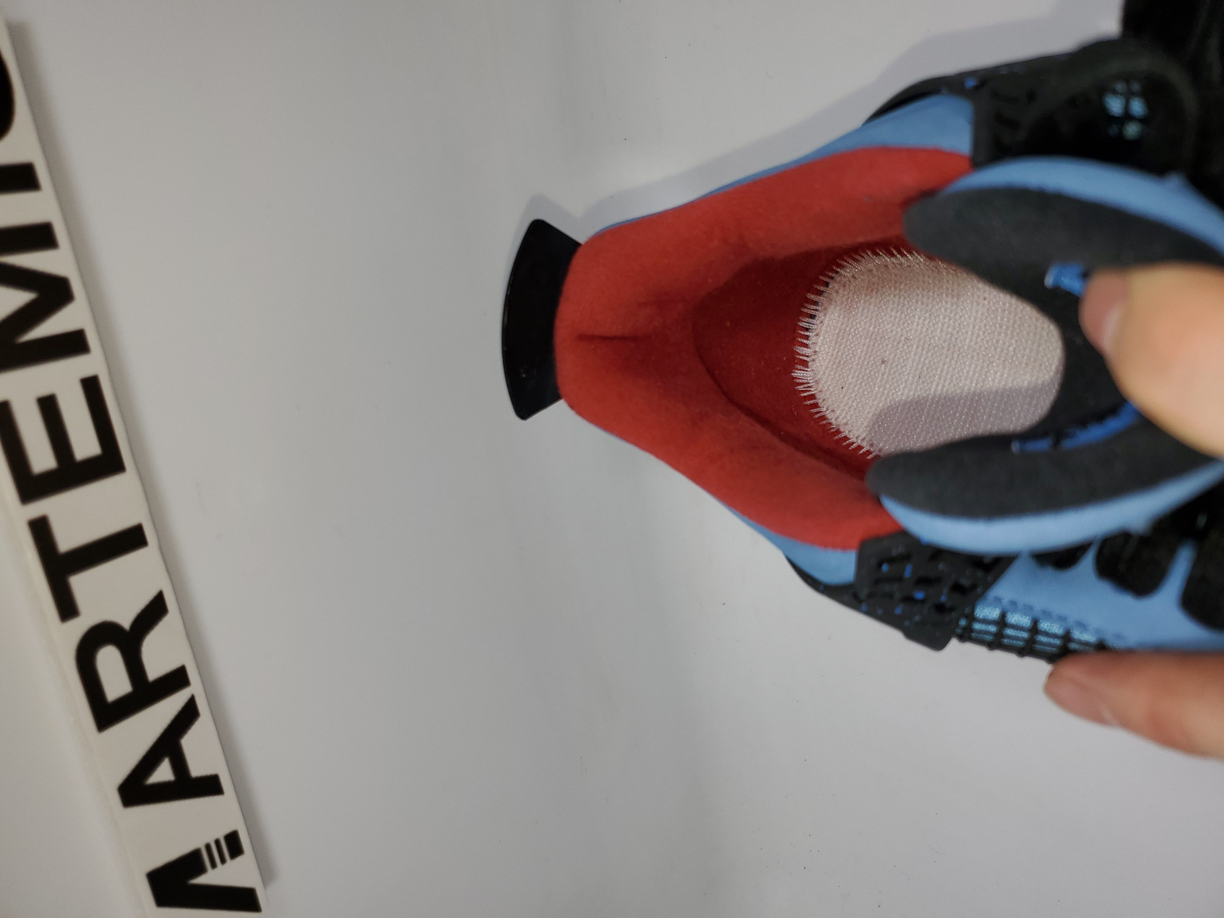 Air Jordan 4 Retro Travis Scott Cactus Jack