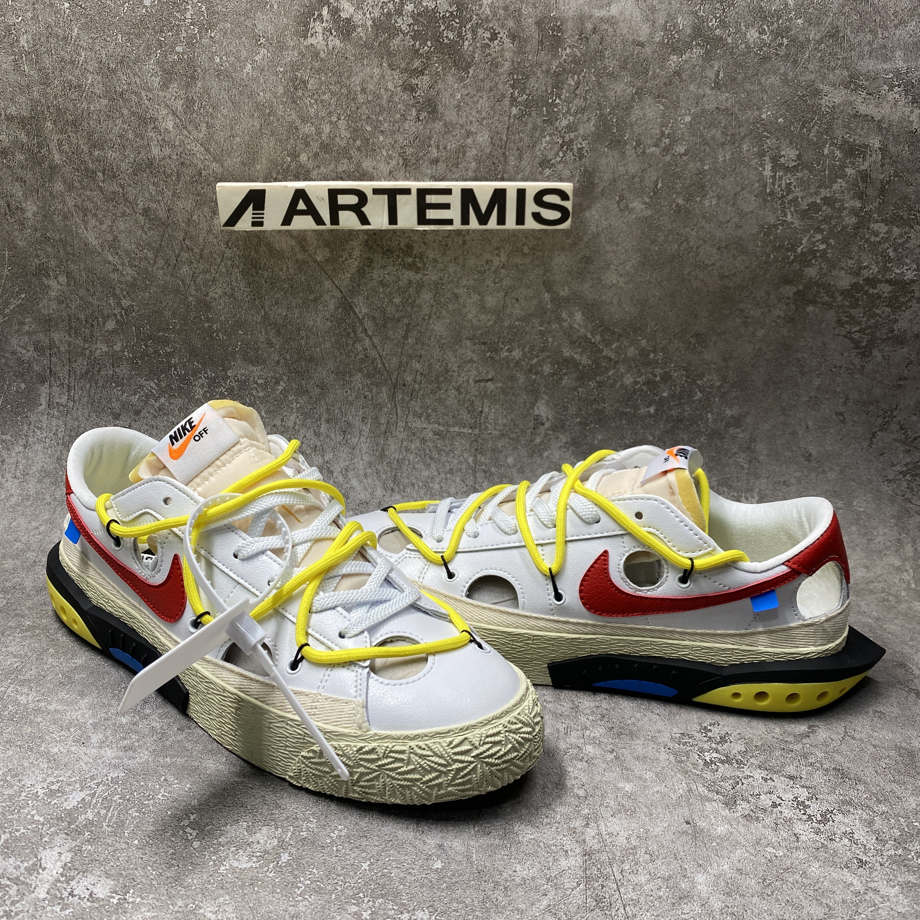 Off-White x Nike Blazer Low