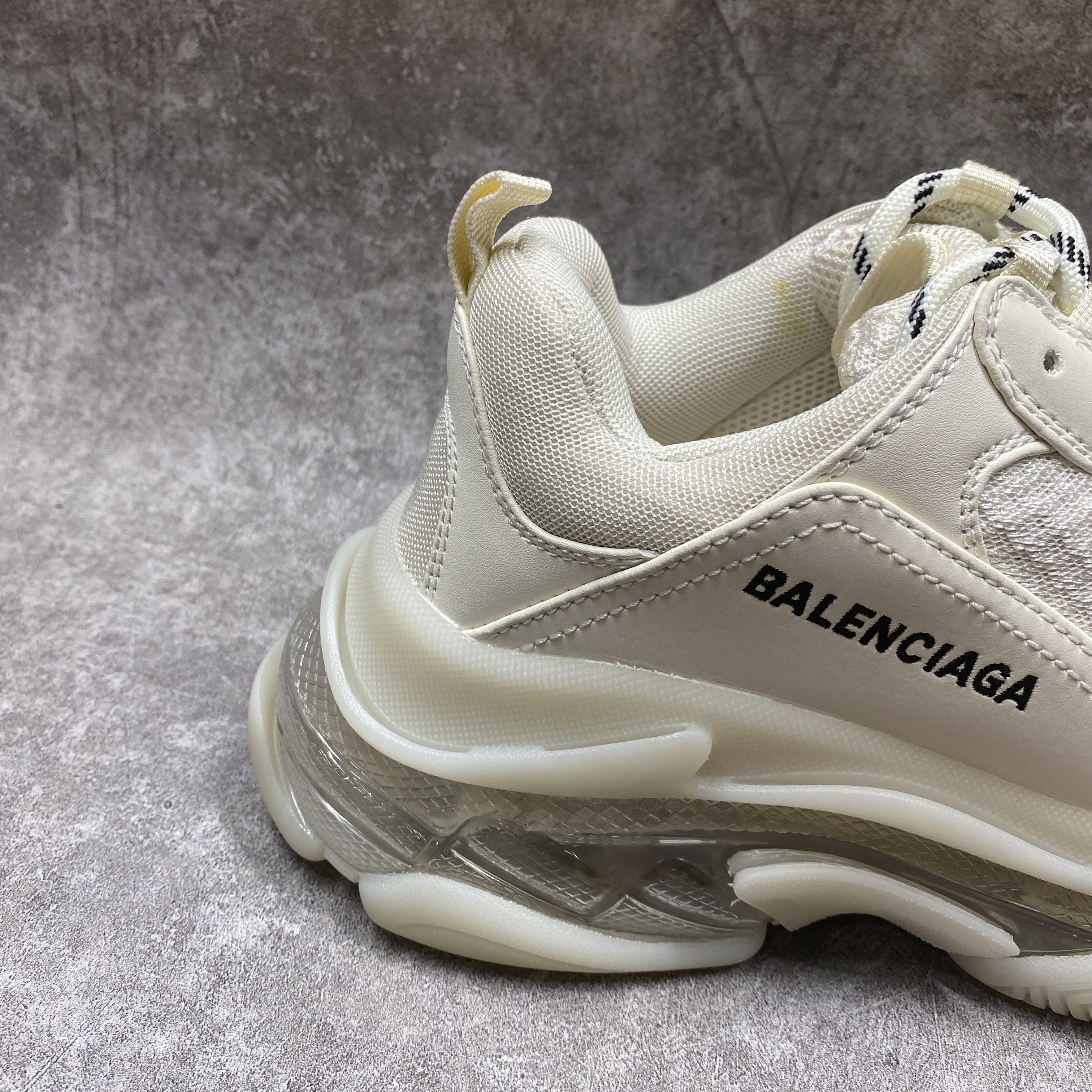 Balencag Off-White Clear Sole Triple S Sneakers