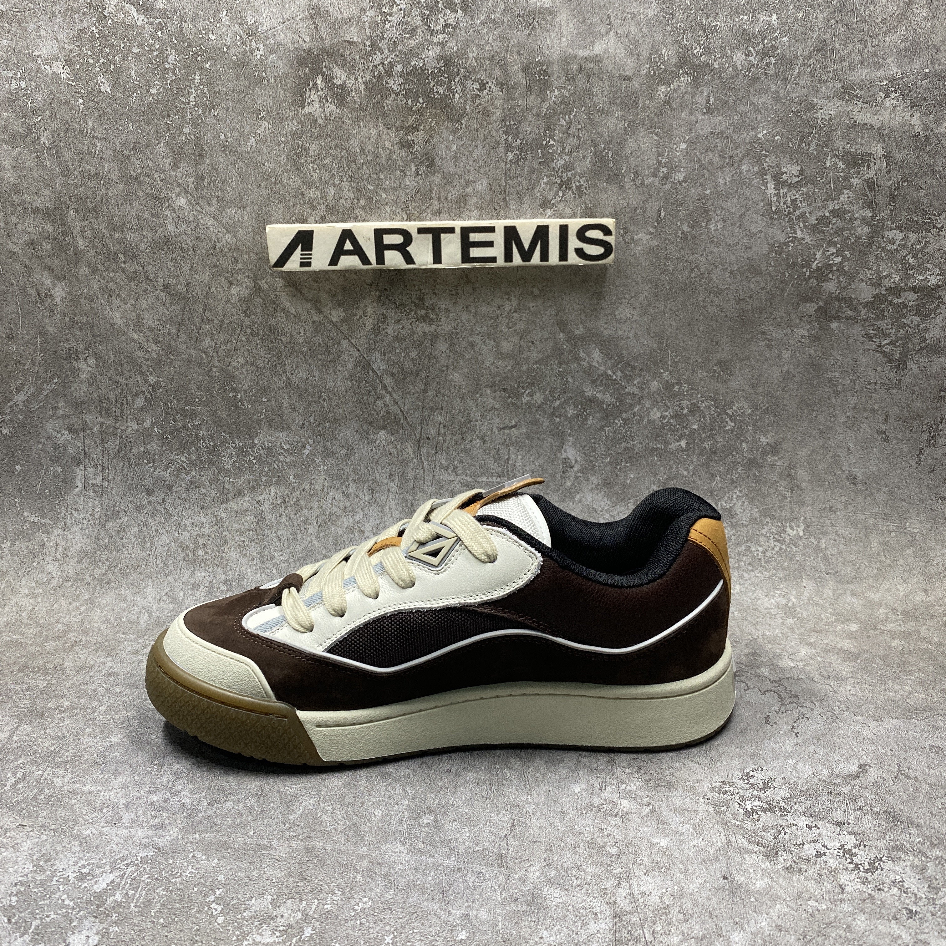 Dior B713 CACTUS JACK Mocha White