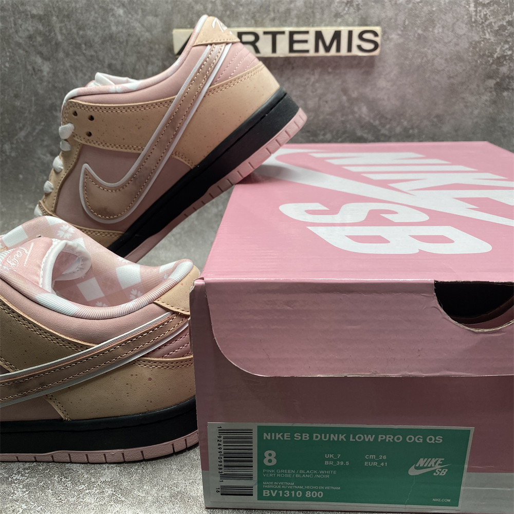 Nike SB Dunk Low Pink