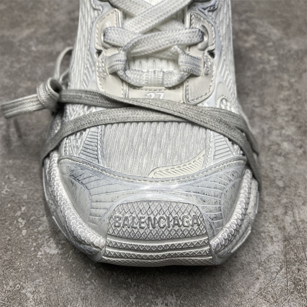 Balenciga 3XL Snow White