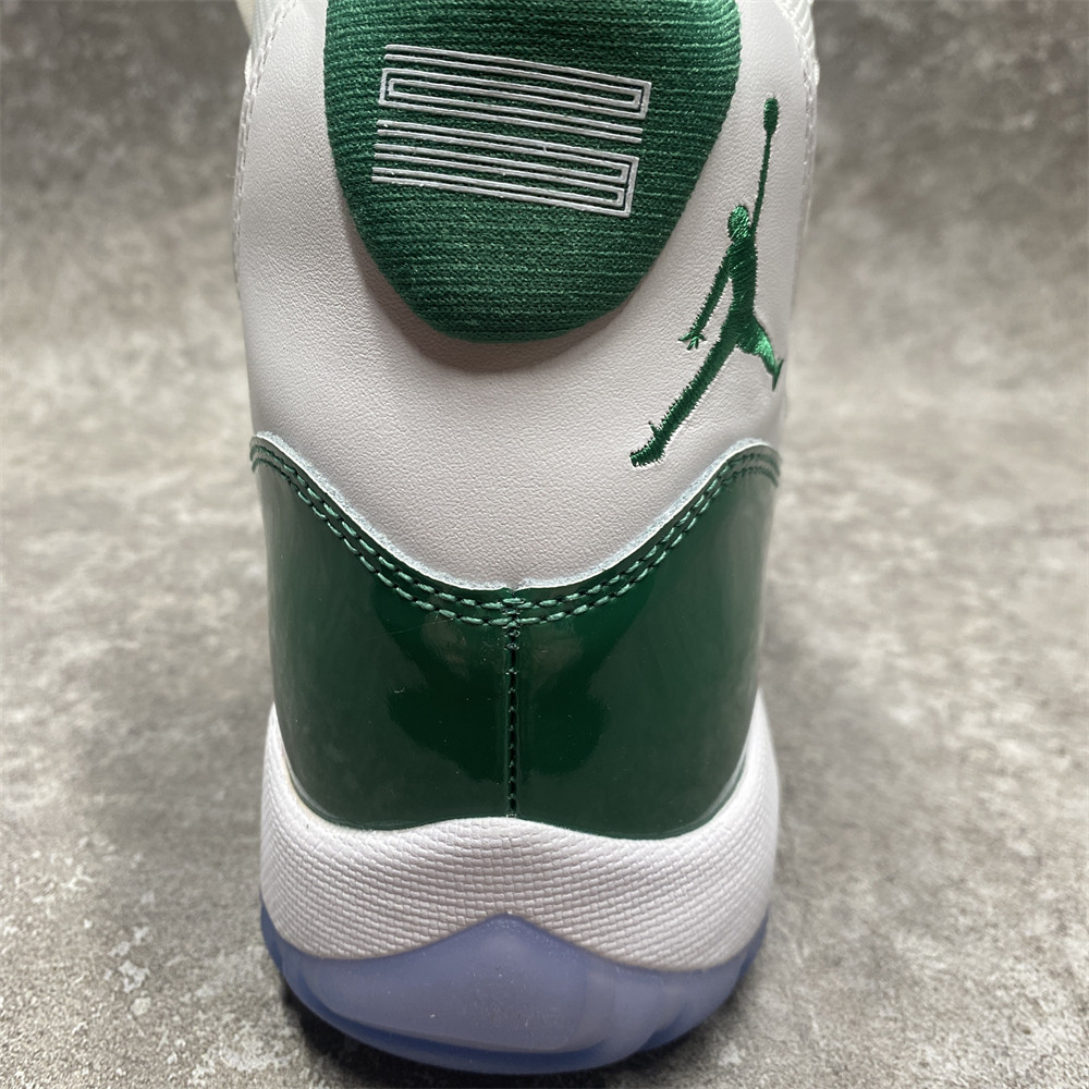 AIR JORDAN 11 RETRO LOW Green