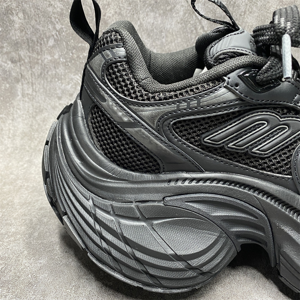 Balenciga 10XL Sneakers Black