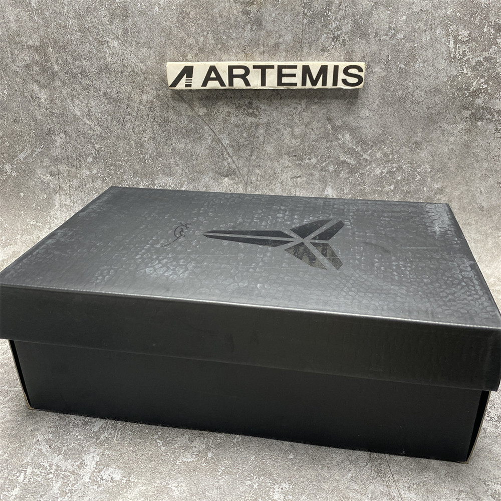 NIKE ZOOM KOBE 4 PROTRO