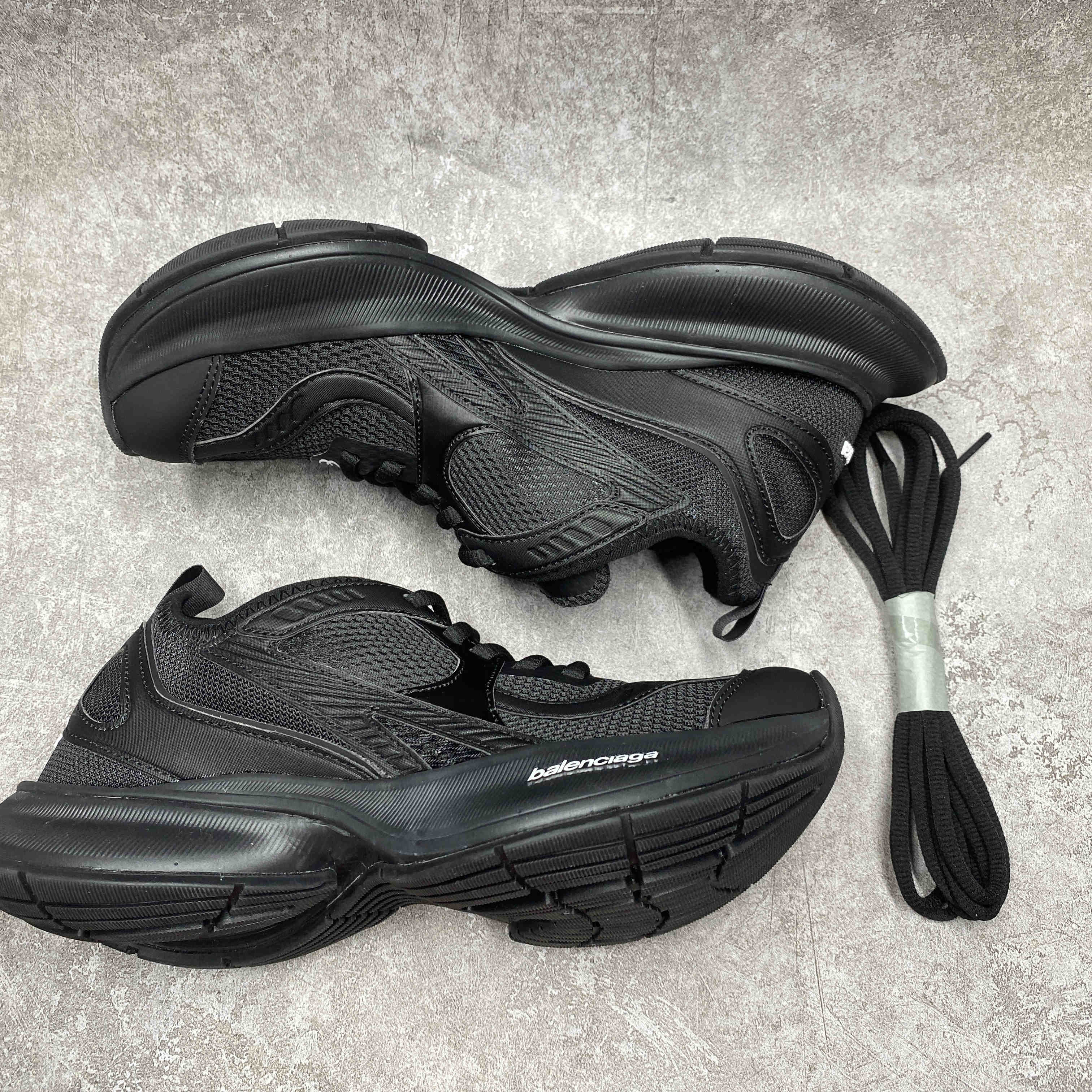 ua Balenciaga snkrs black WFLGY 1000