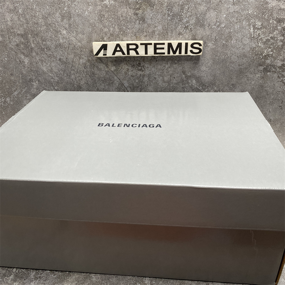 UA Balenciaga Defender Graffiti