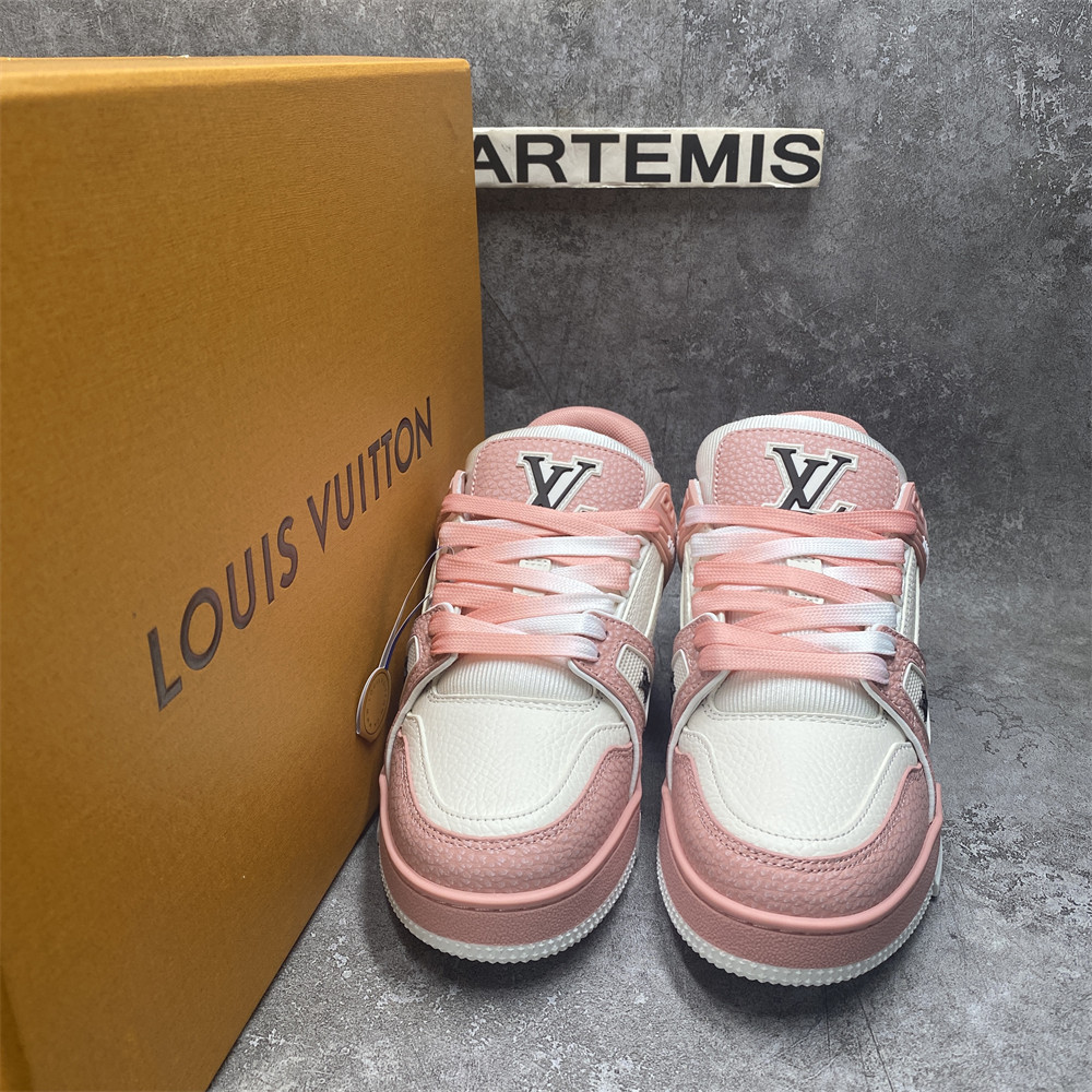 UA LV Trainer Sneaker