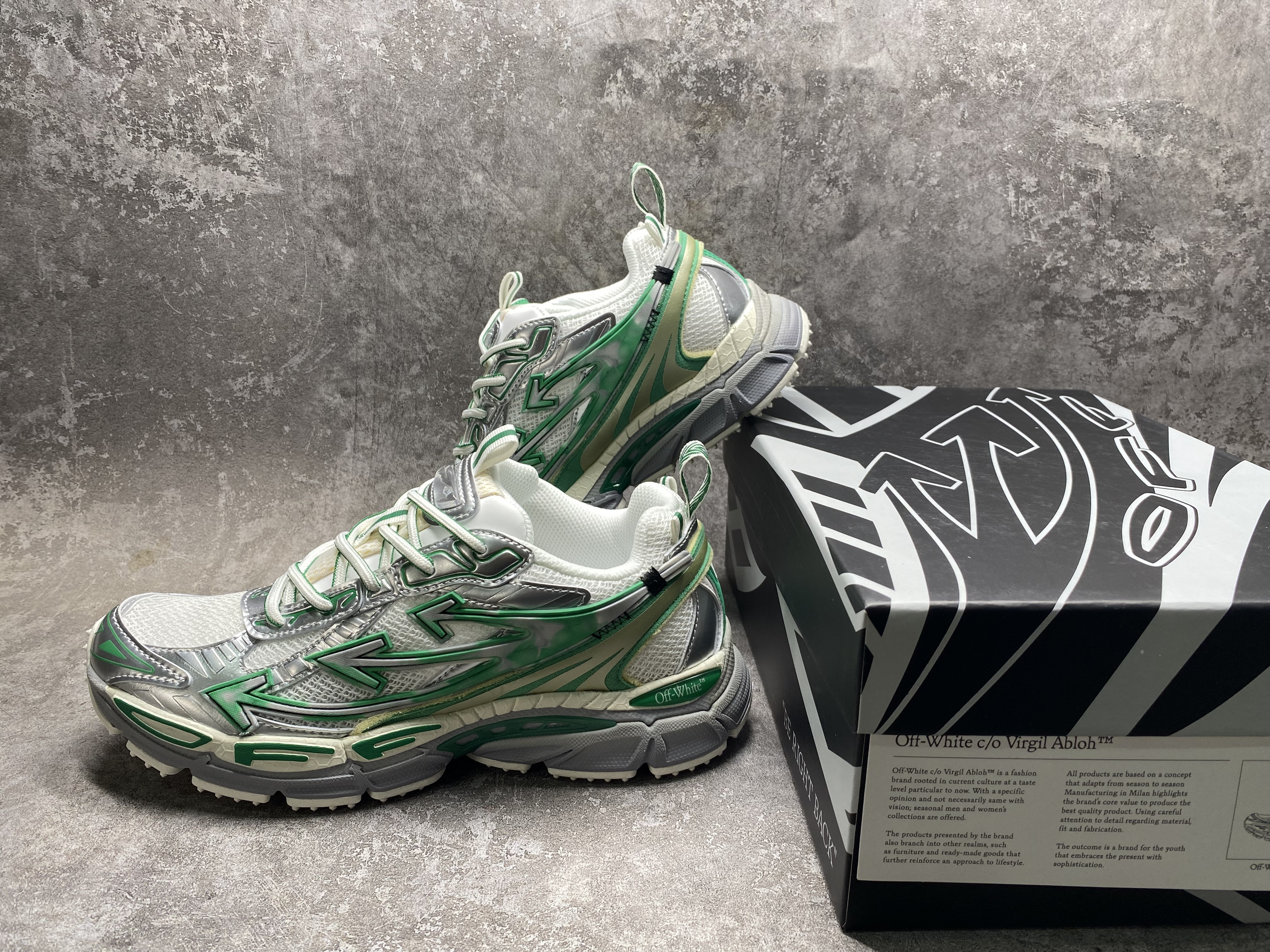 UA Off-White "BE RIGHT BACK"