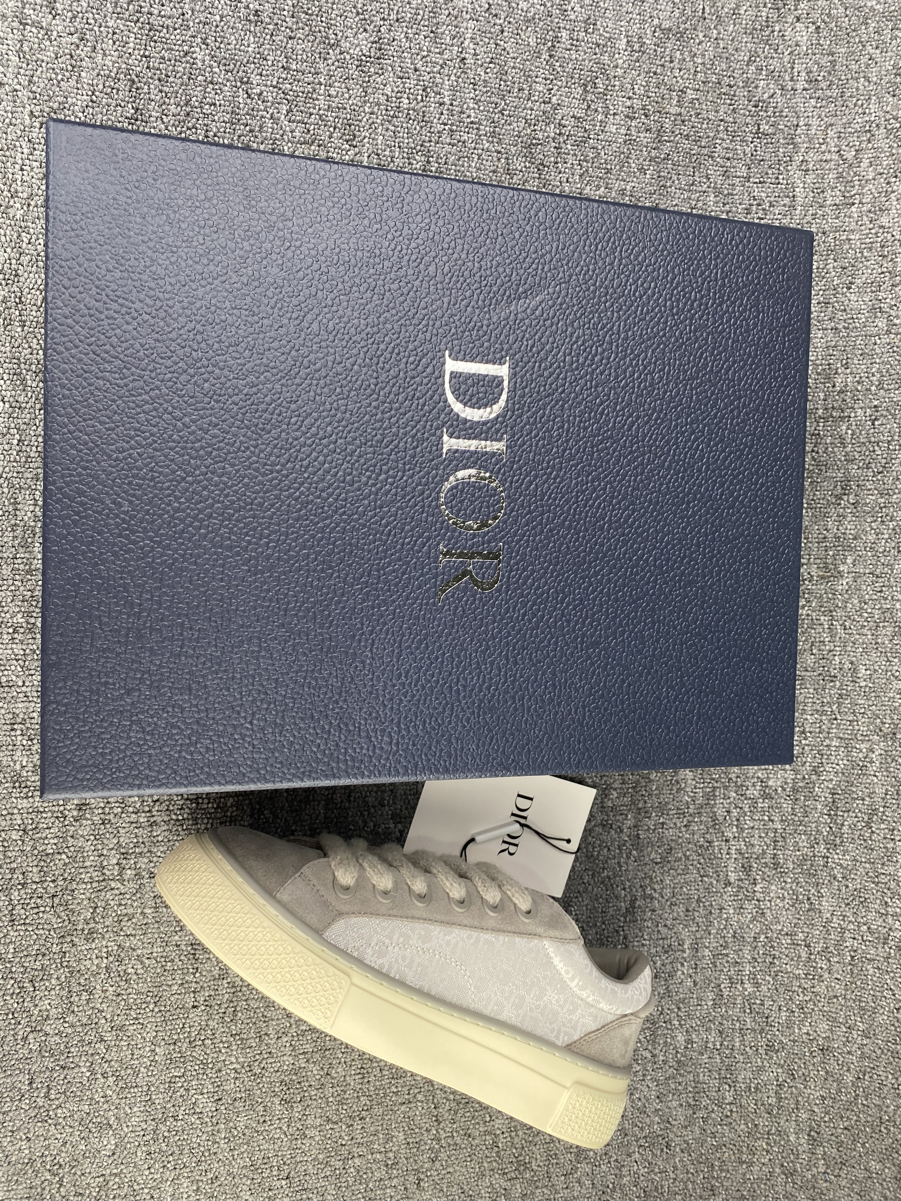 UA Dior B33 Sneaker