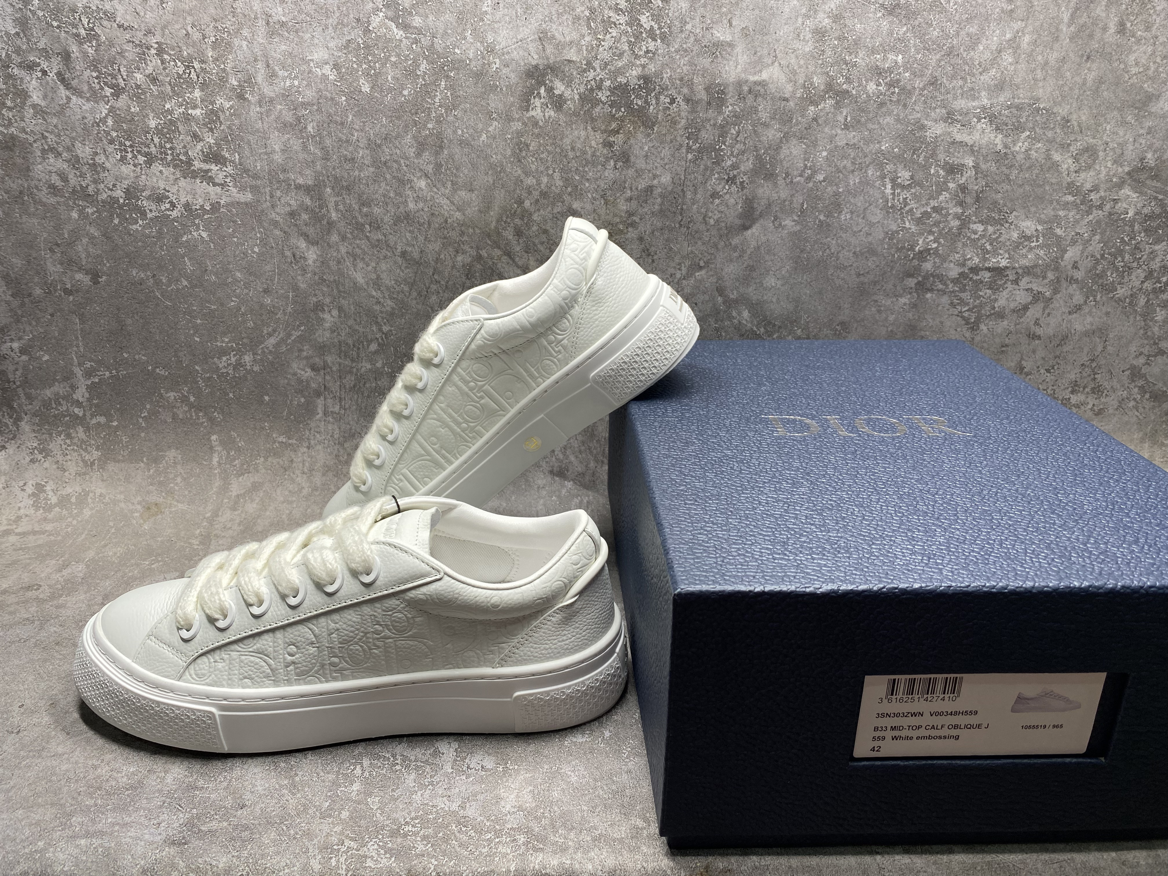 UA Dior B33 Sneaker