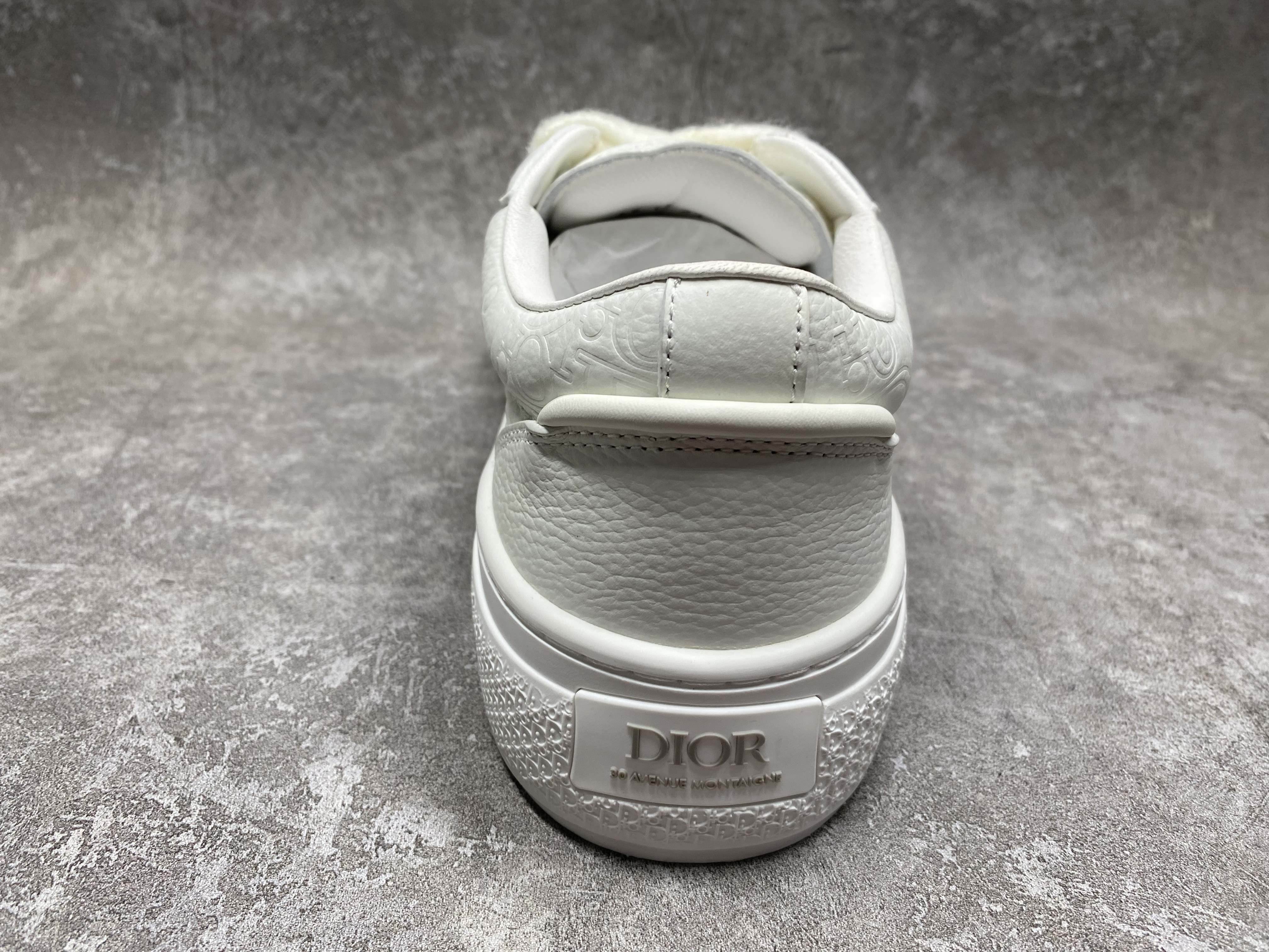 UA Dior B33 Sneaker