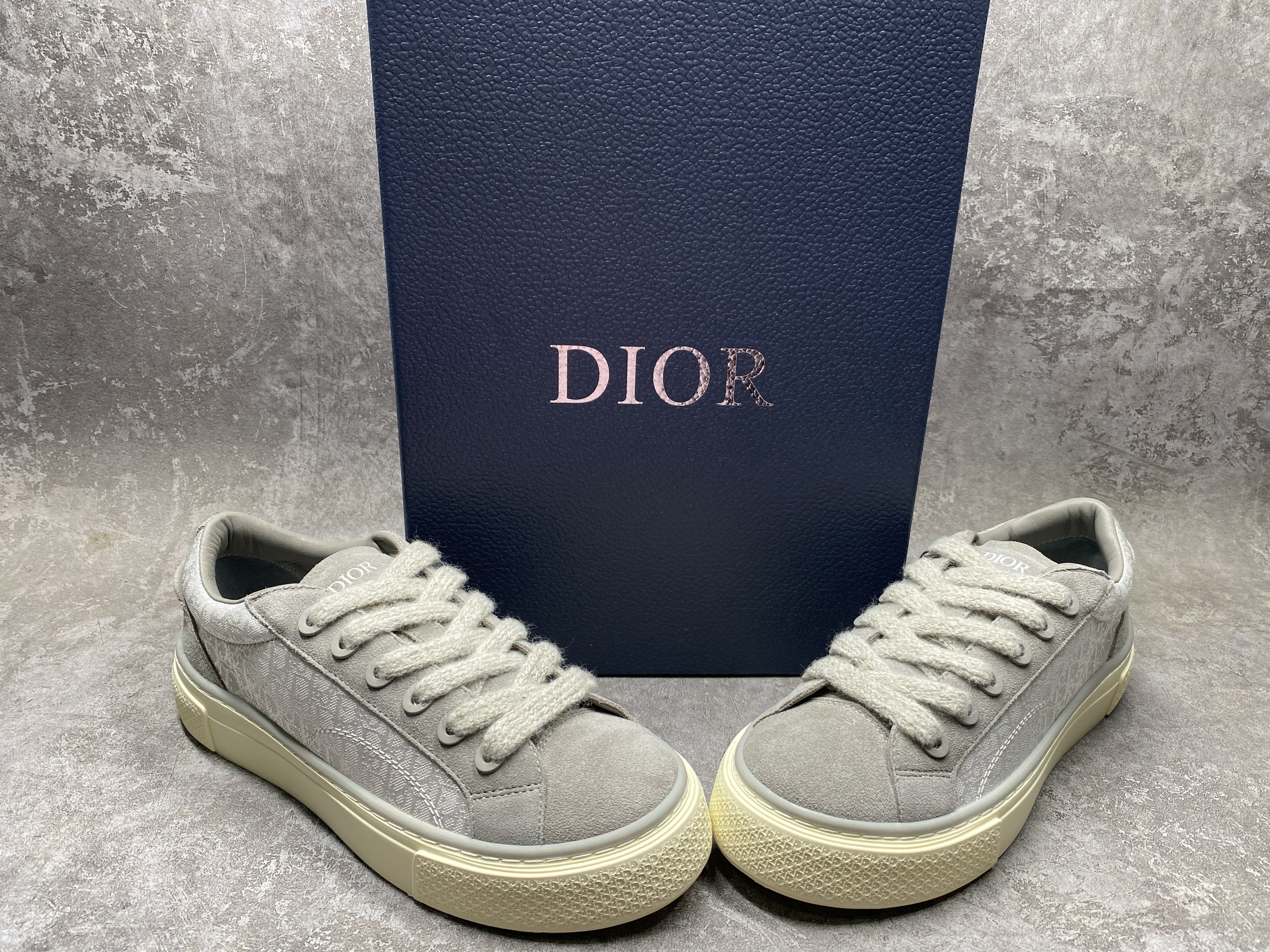 UA Dior B33 Sneaker