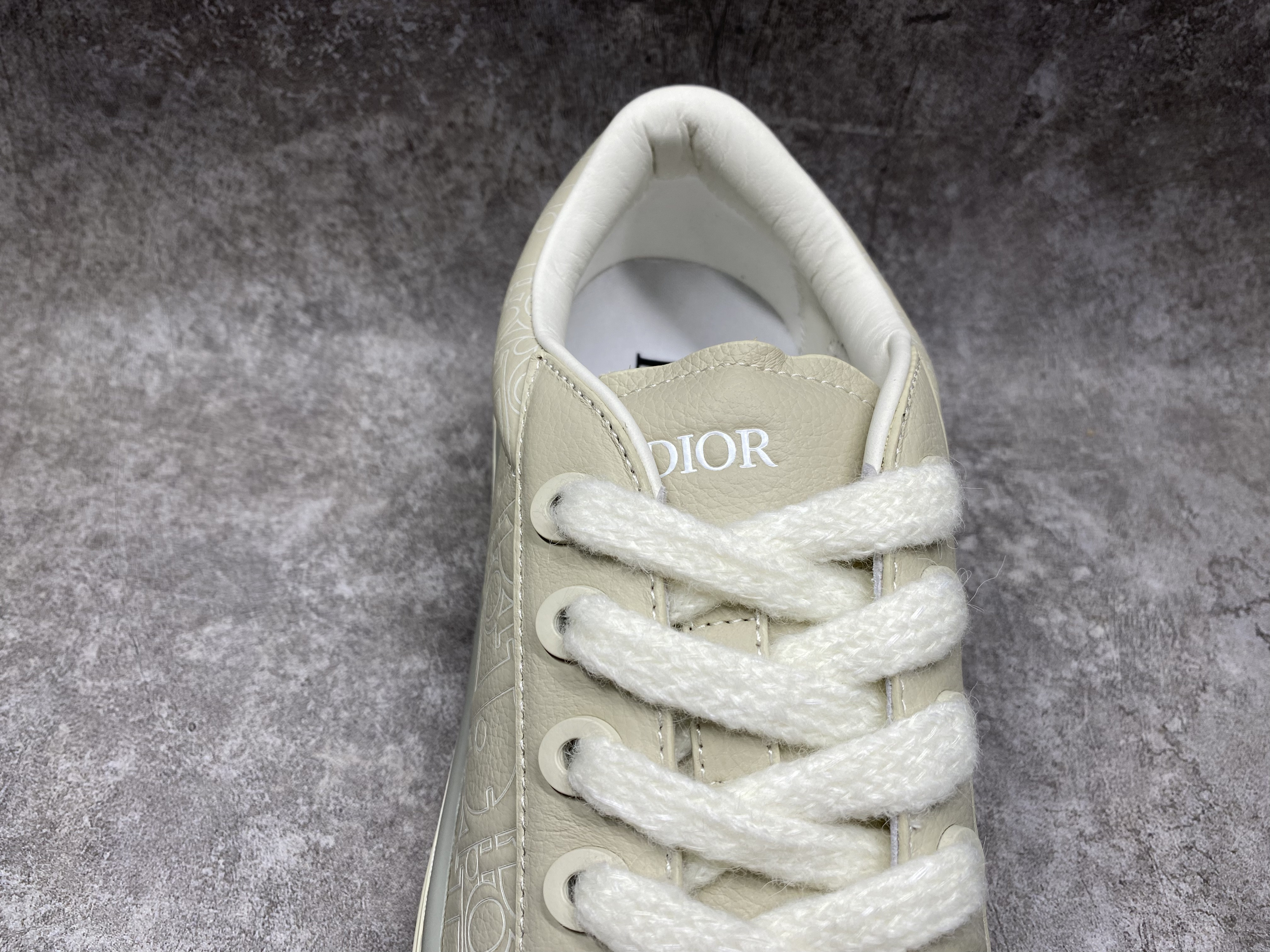 UA Dior B33 Sneaker