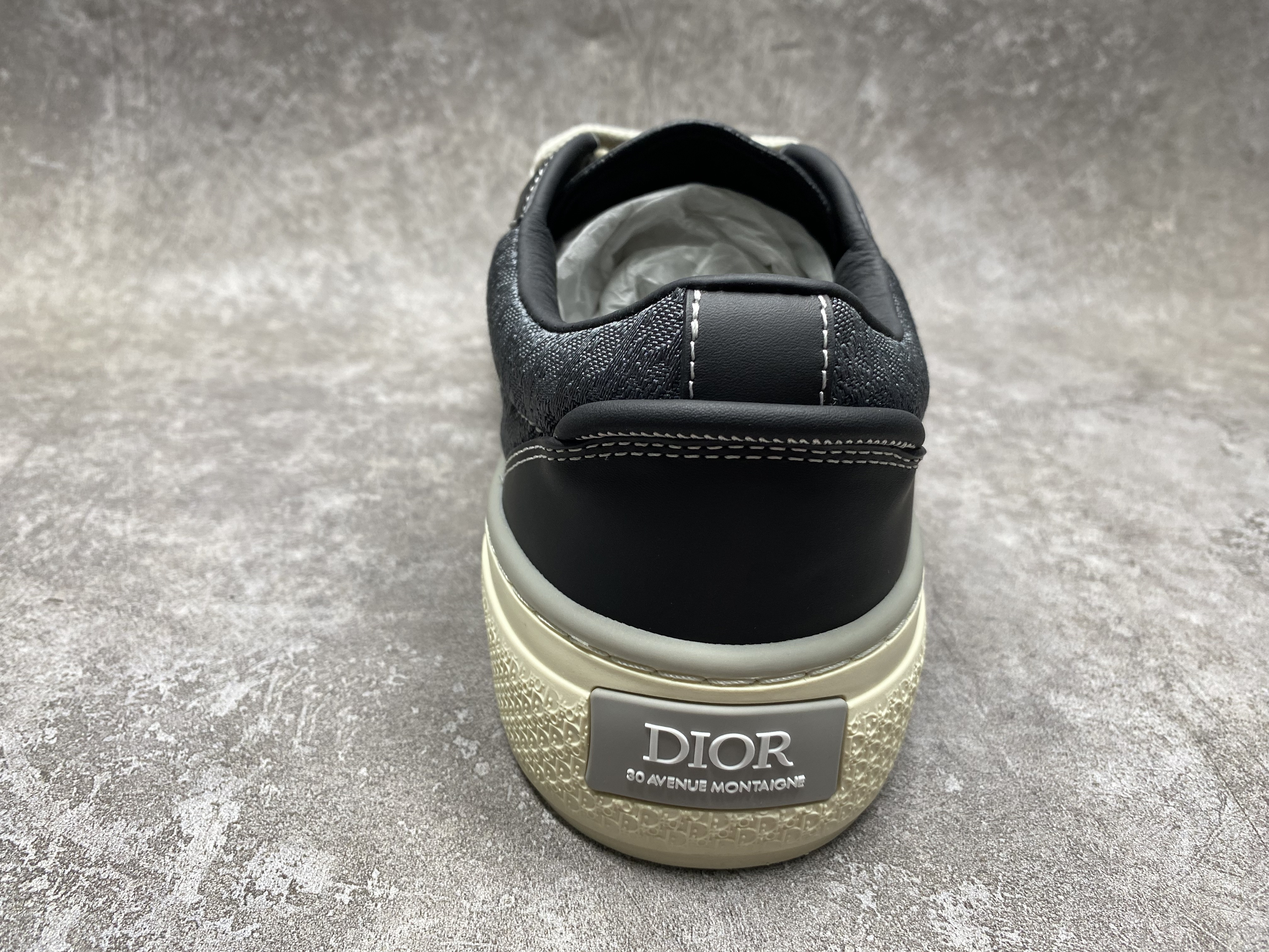 UA Dior B33 Sneaker