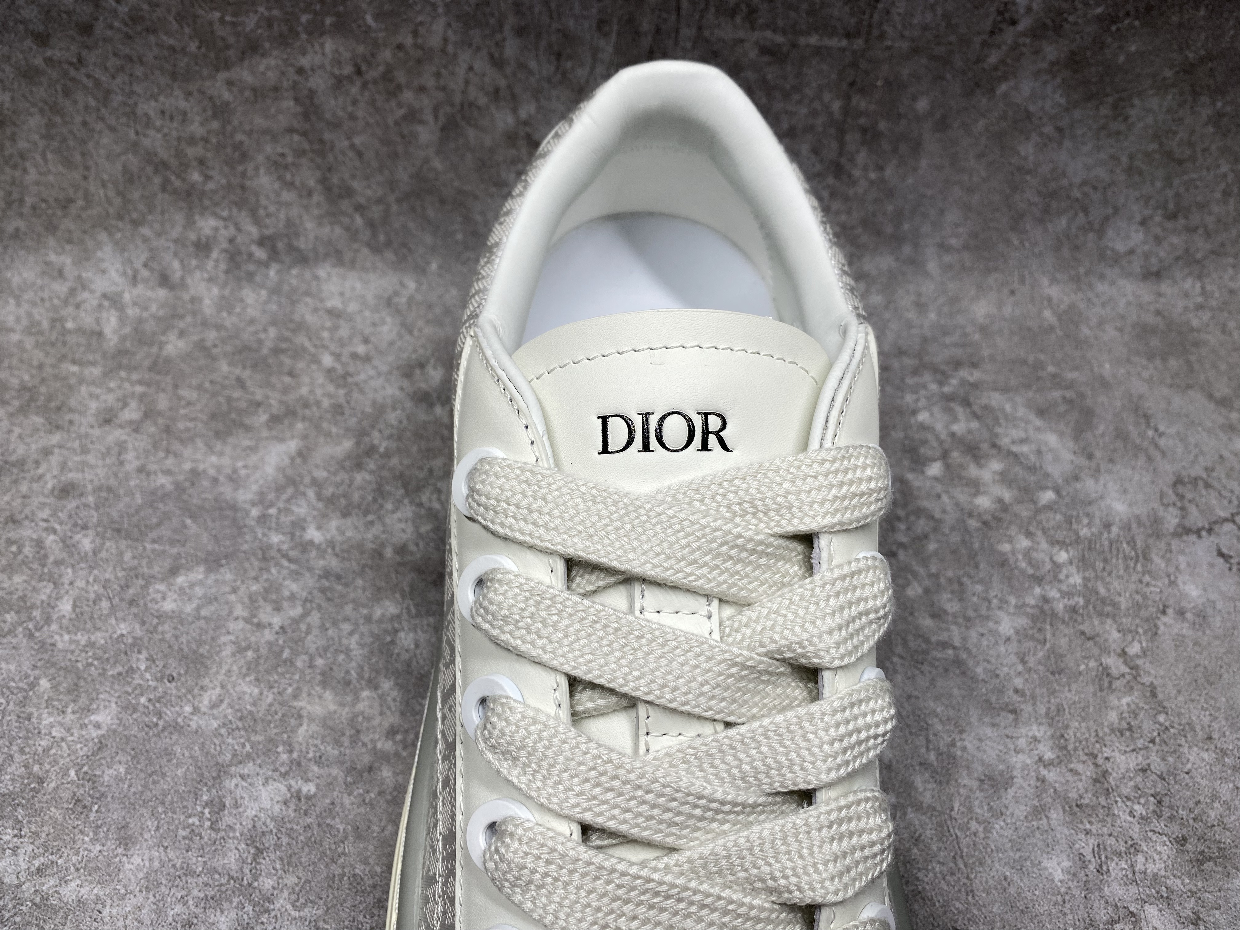 UA Dior B33 Sneaker