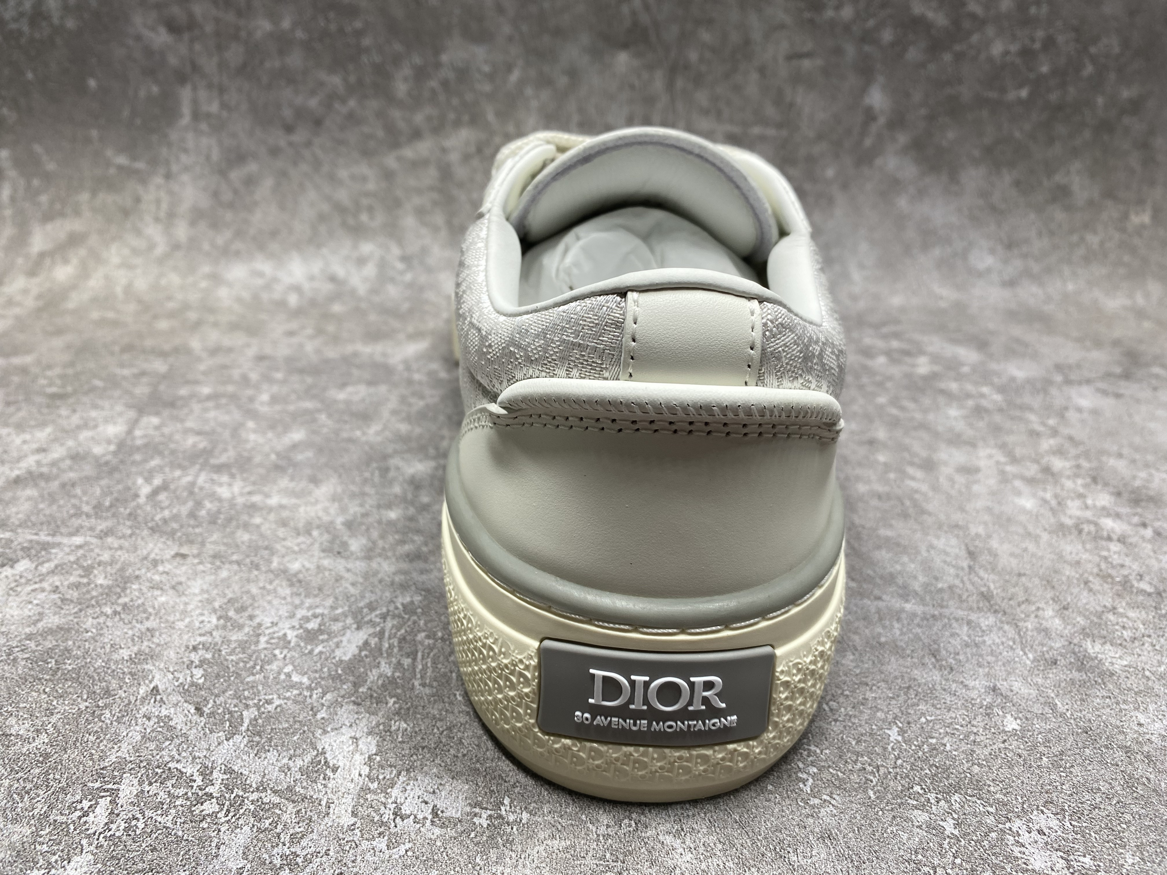 UA Dior B33 Sneaker