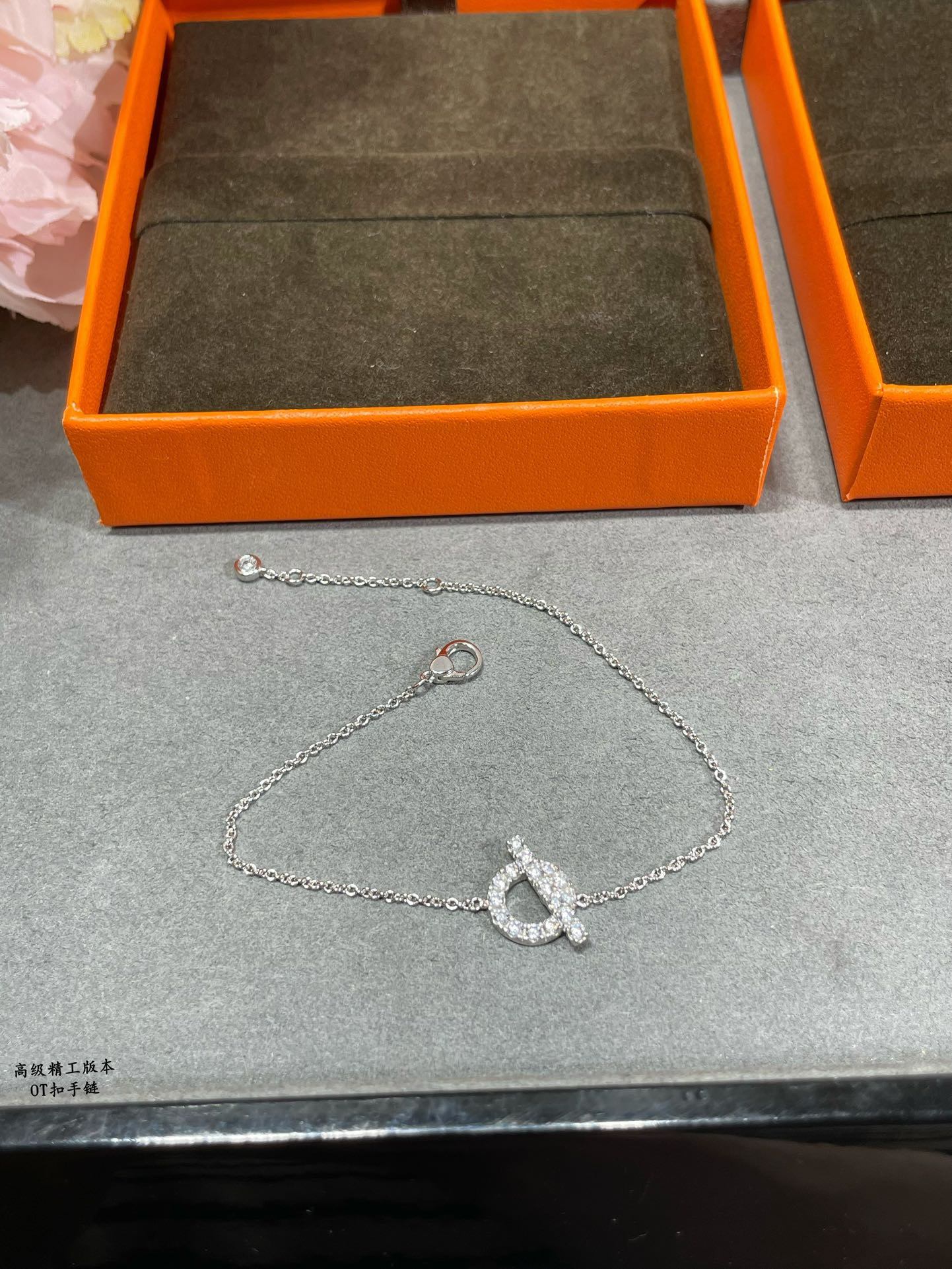 Hermes OT clasp fully diamond-encrusted Bracelet