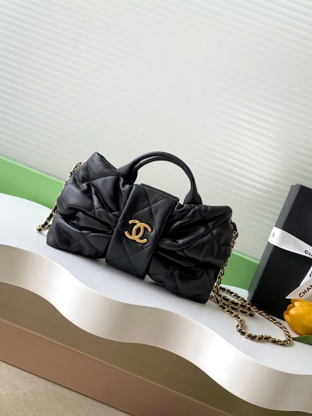 Chanel Mini Bow Bag 18x26x5cm