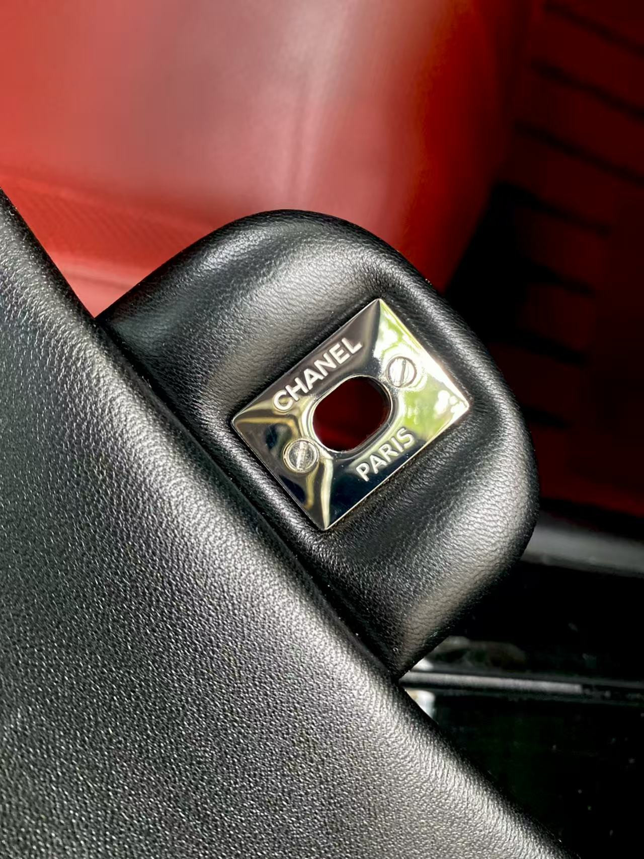 Chanel Mini Flap Bag Black 12x20x6cm